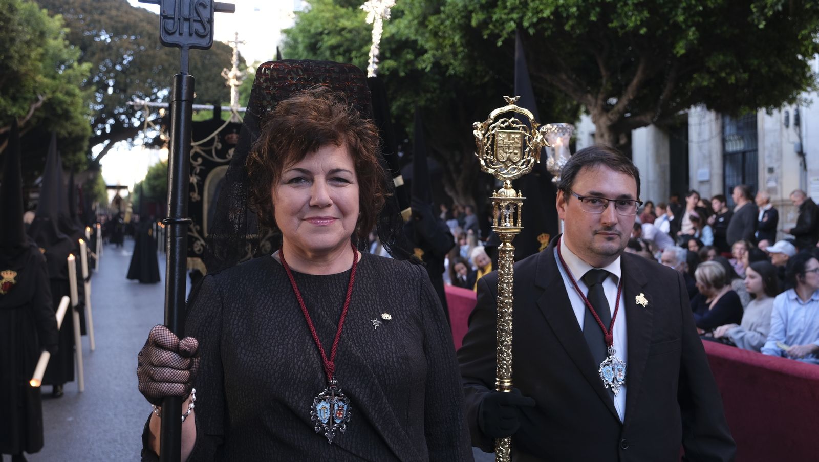 Procesión del Santo Entierro en Almería, en imágenes