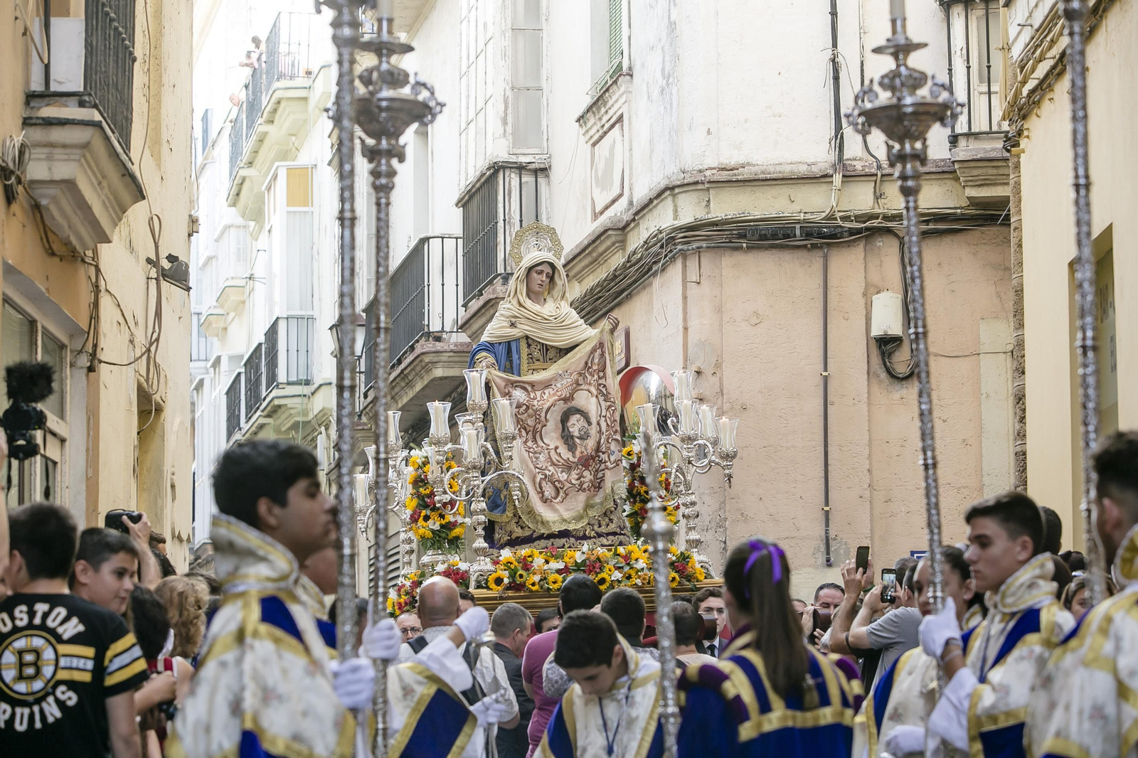Las imágenes de la procesión extraordinaria de Afligidos