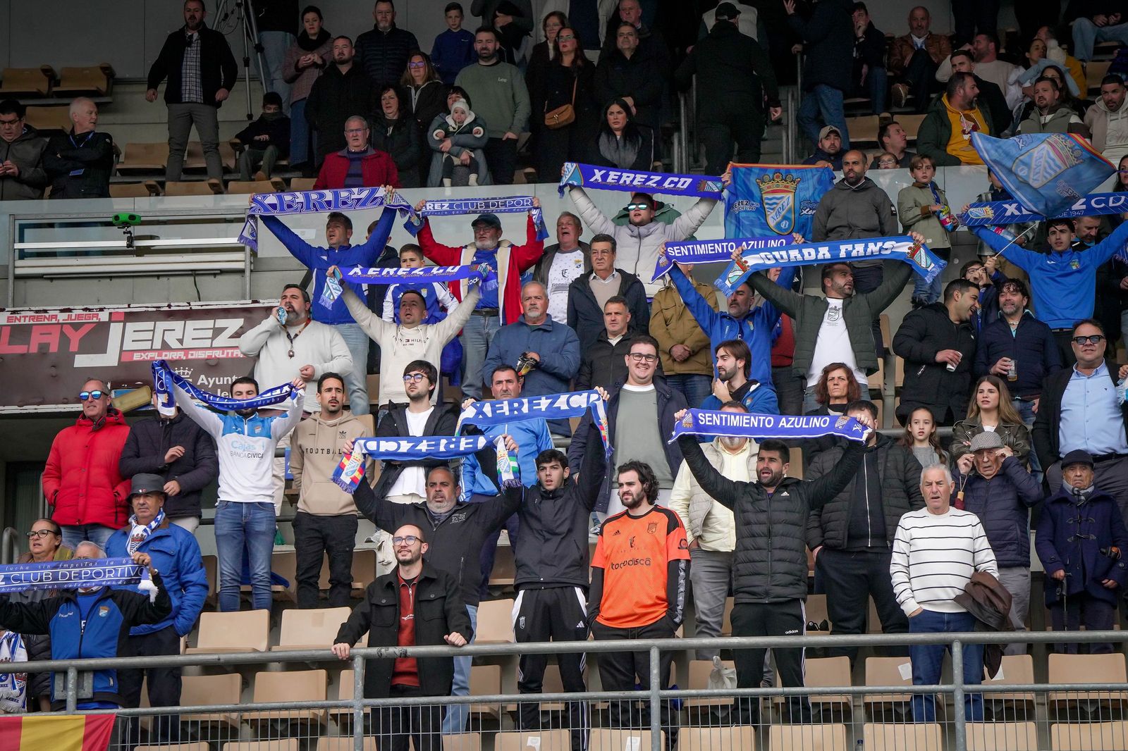 Búscate en el partido del Xerez CD - UD Melilla