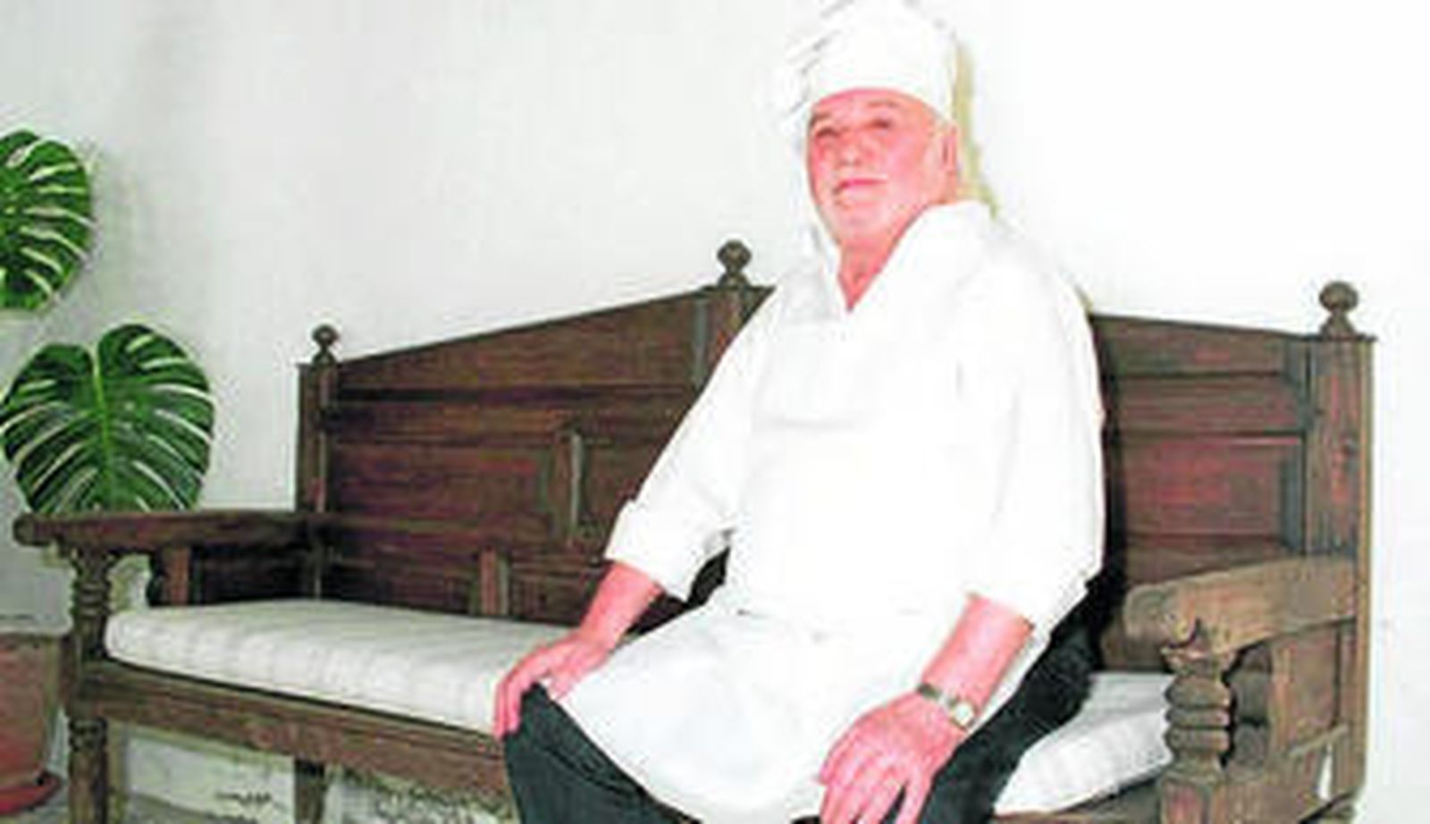 El recordado Paco Rabal en el rodaje en Benazuza en 1999.