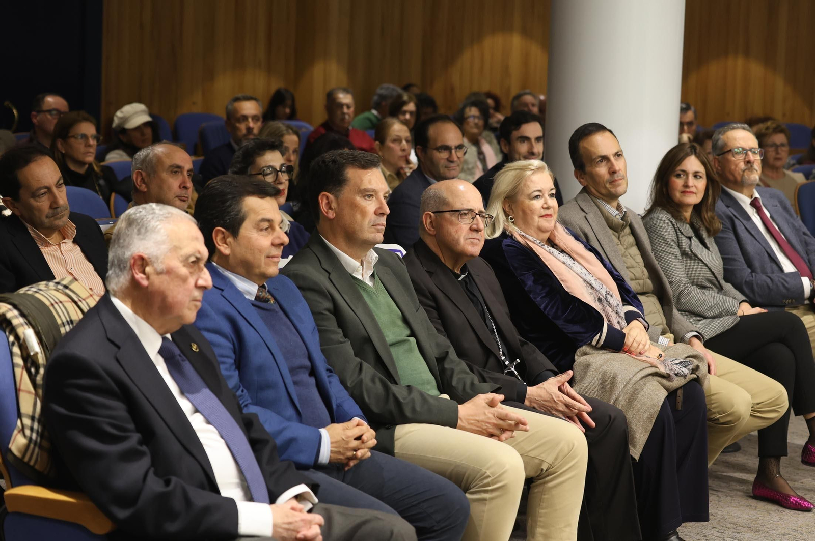 Imágenes de la inauguración de la nueva sede de la "Asociación Española Contra el Cáncer" en Huelva