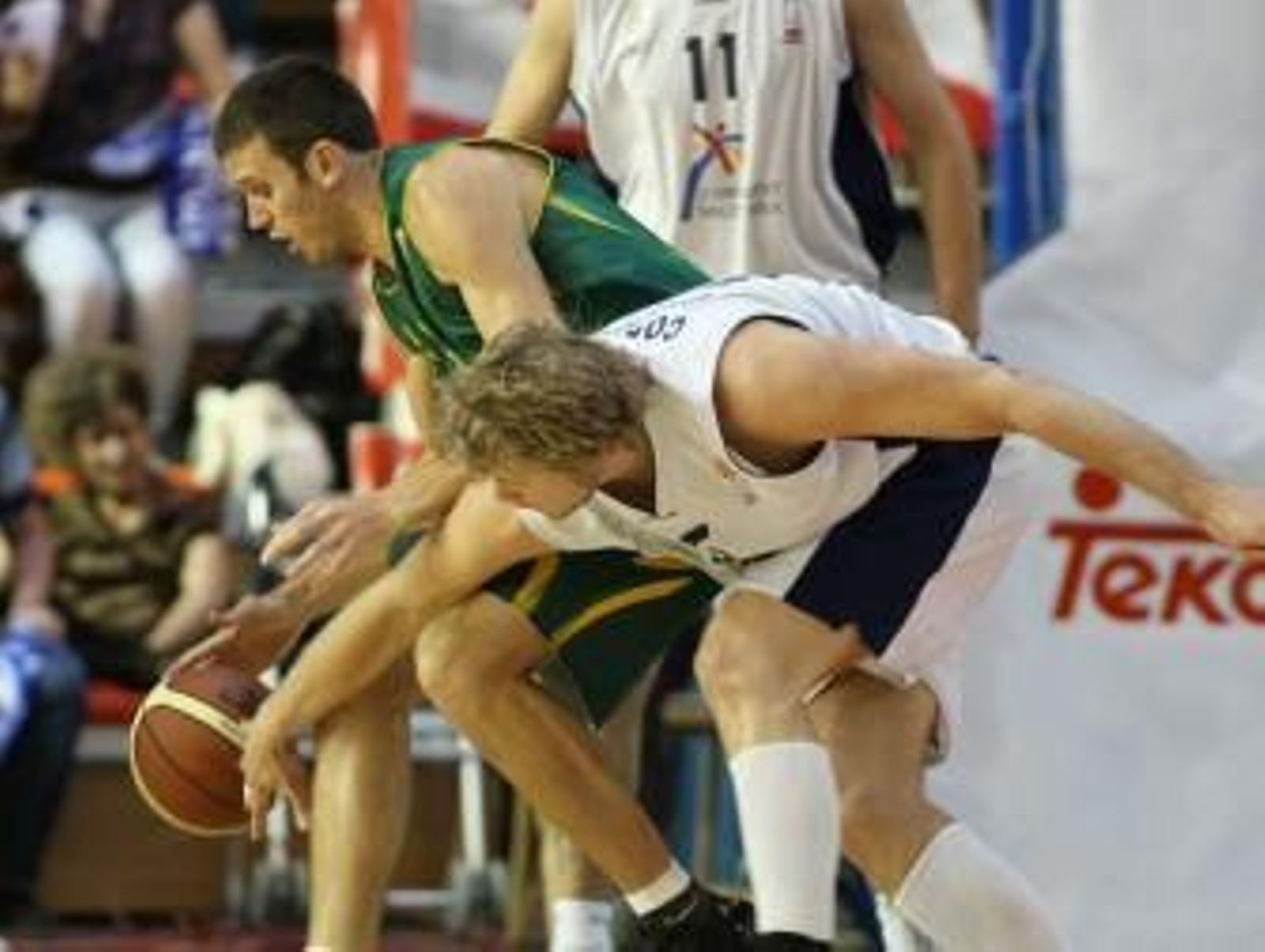 El Villa se despide del sueño de la ACB dando la cara (84-81)