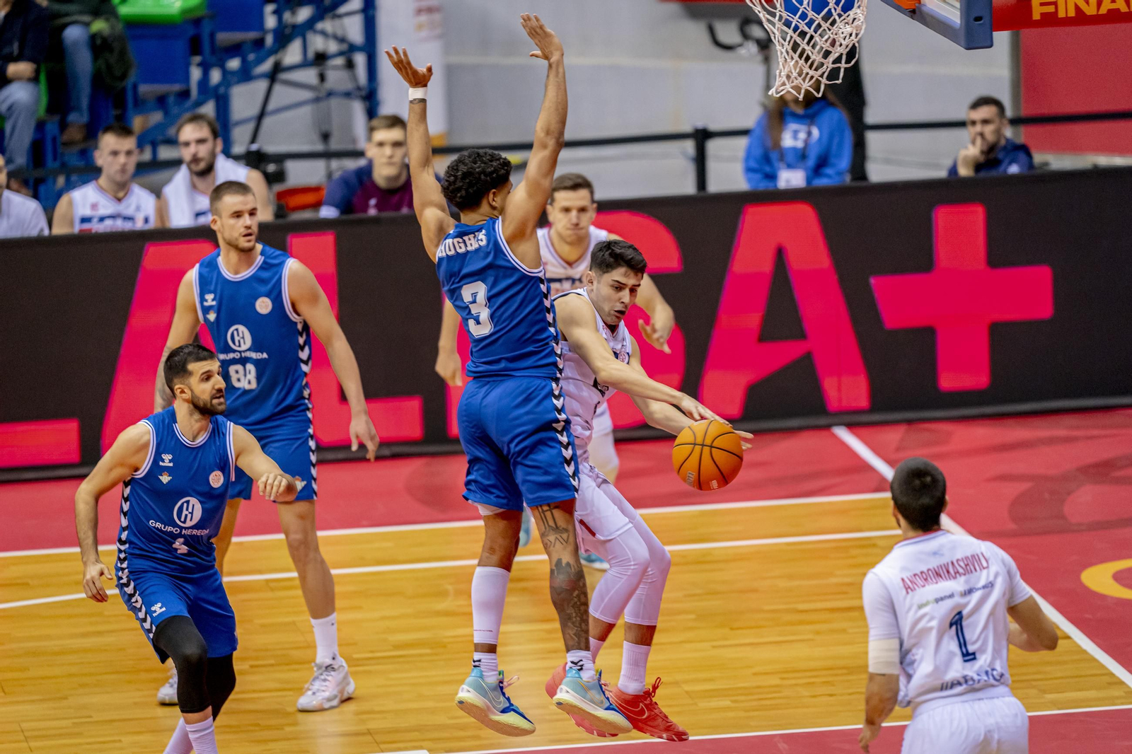 Las fotos del Obradoiro - Betis Baloncesto