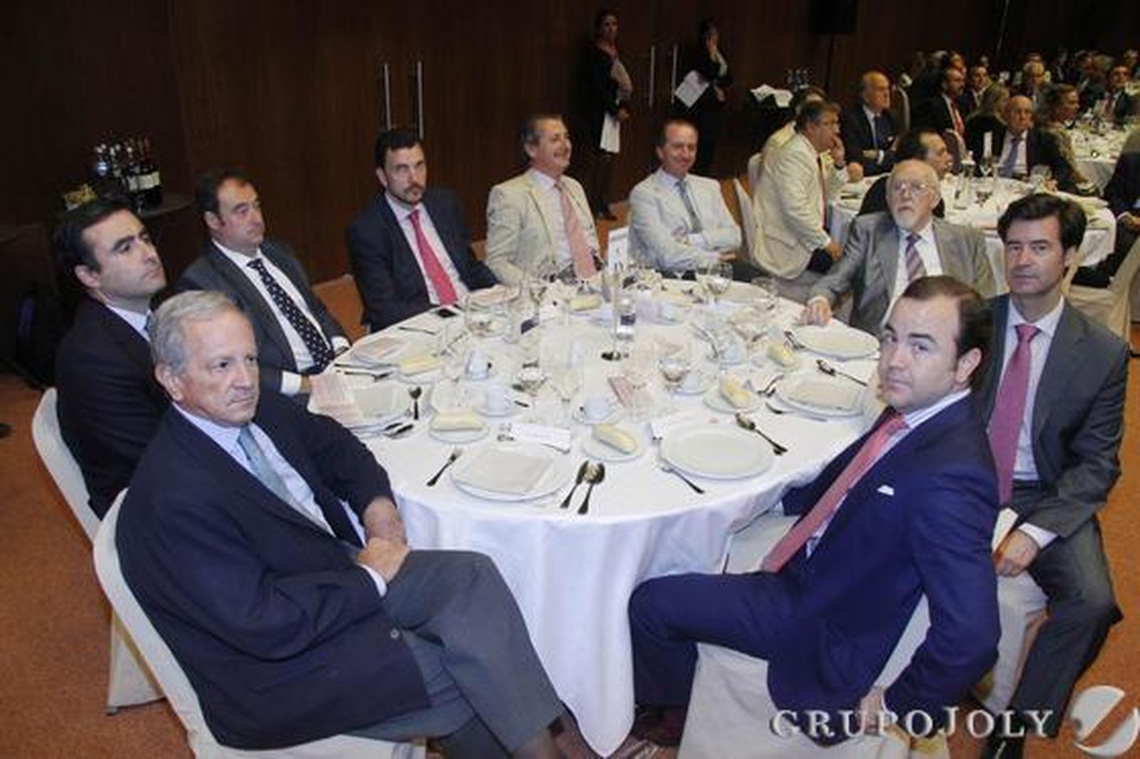 José Gandía, Francisco Pumar, Tomás Valiente, José Manuel Velasco, Jesús Maza, Rodrigo Charlo, Joaquín Galán, Miguel Rus y José Pozo.

Foto: Victoria Hidalgo / Juan Carlos Vazquez