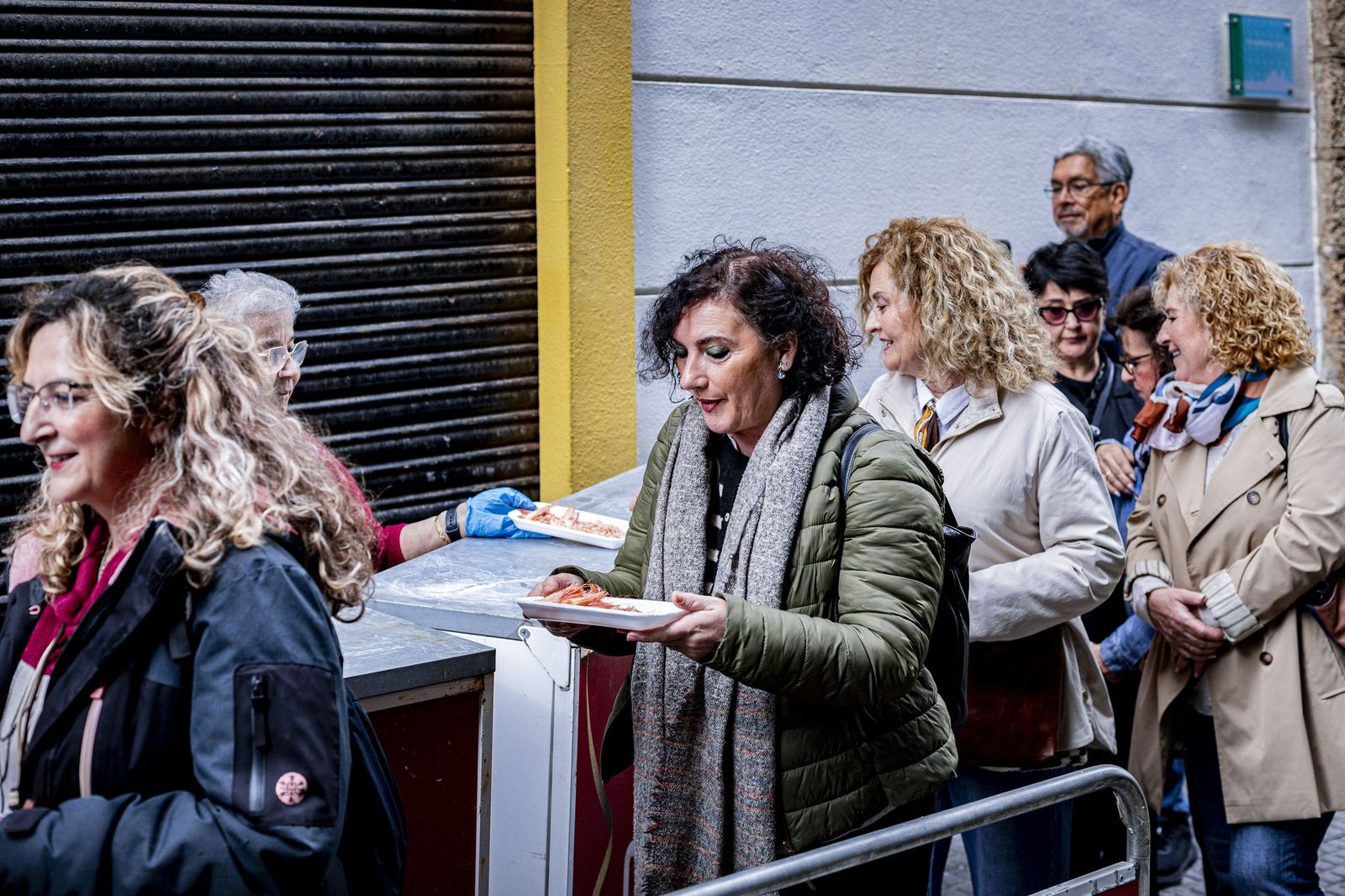 Las imágenes de la erizada popular del Carnaval de Cádiz 2026