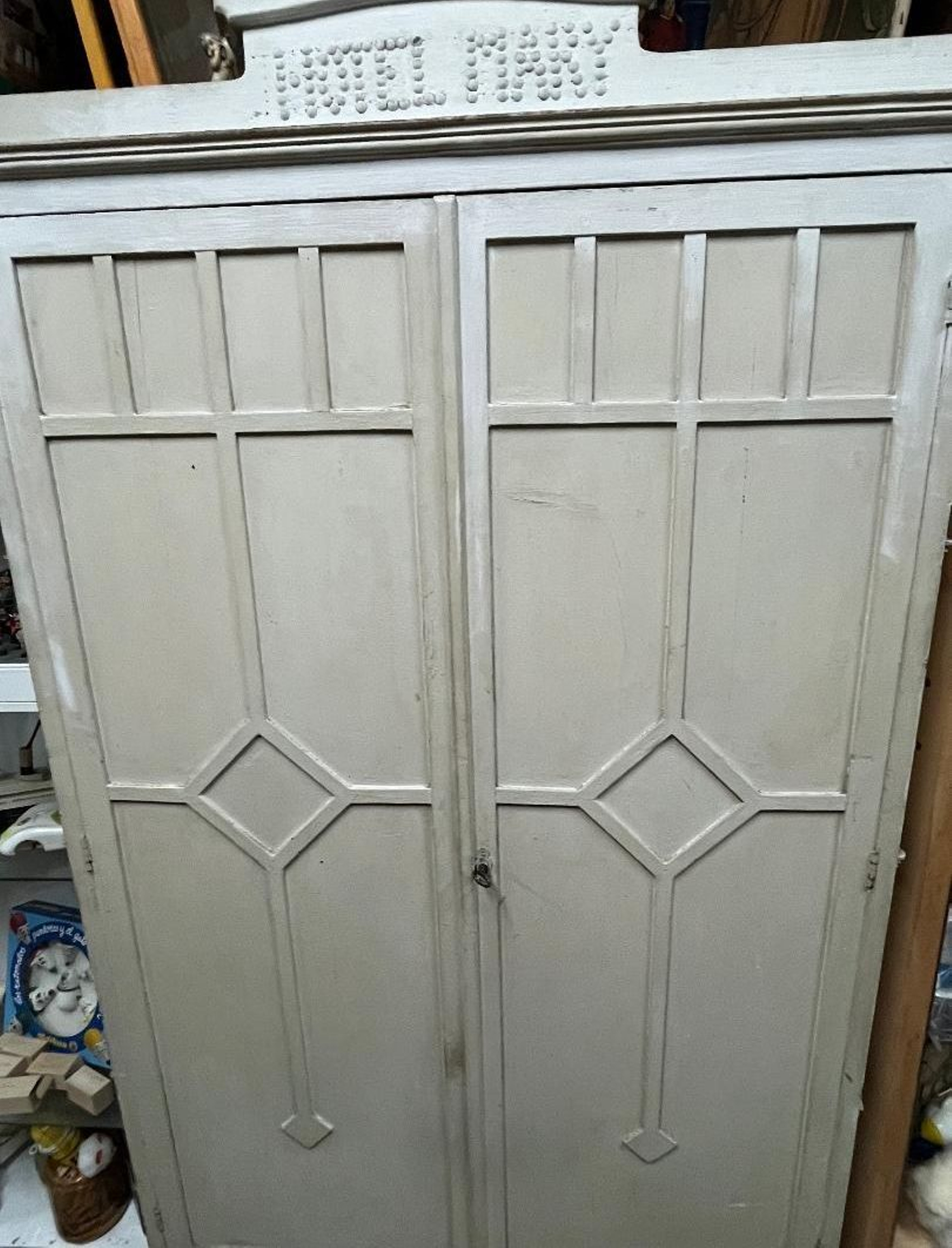 Así es esta casa de muñecas modernista, en Cádiz