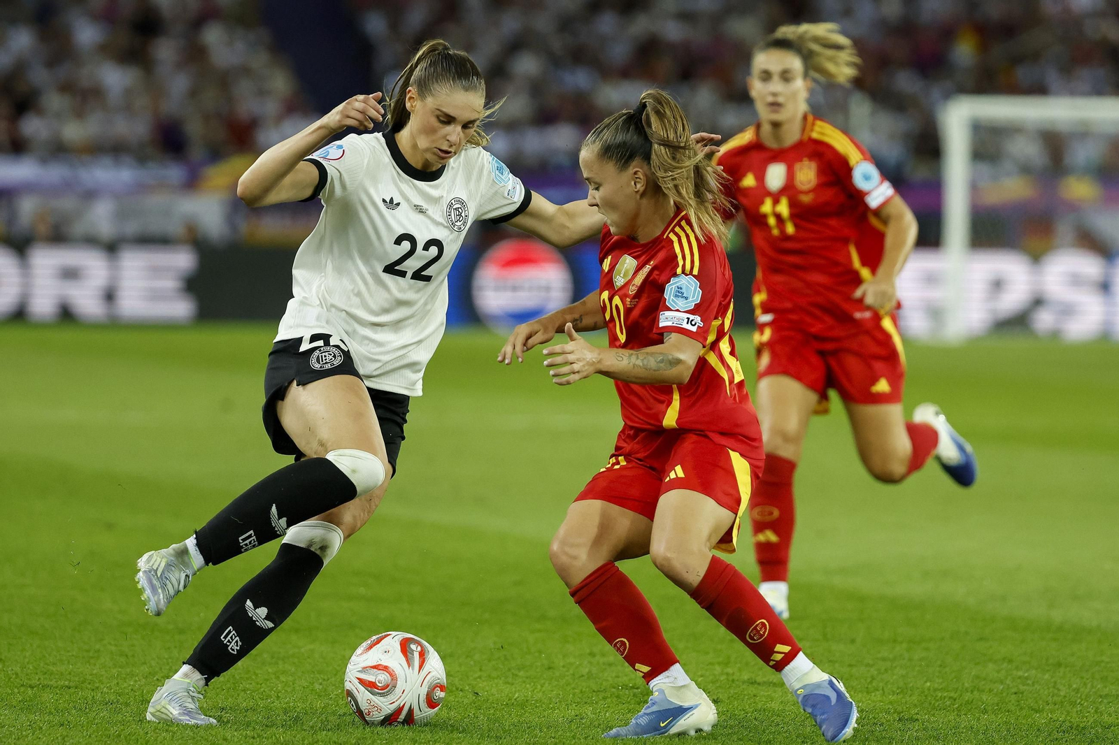 Las mejores imágenes de la semifinal Alemania - España de la Eurocopa femenina