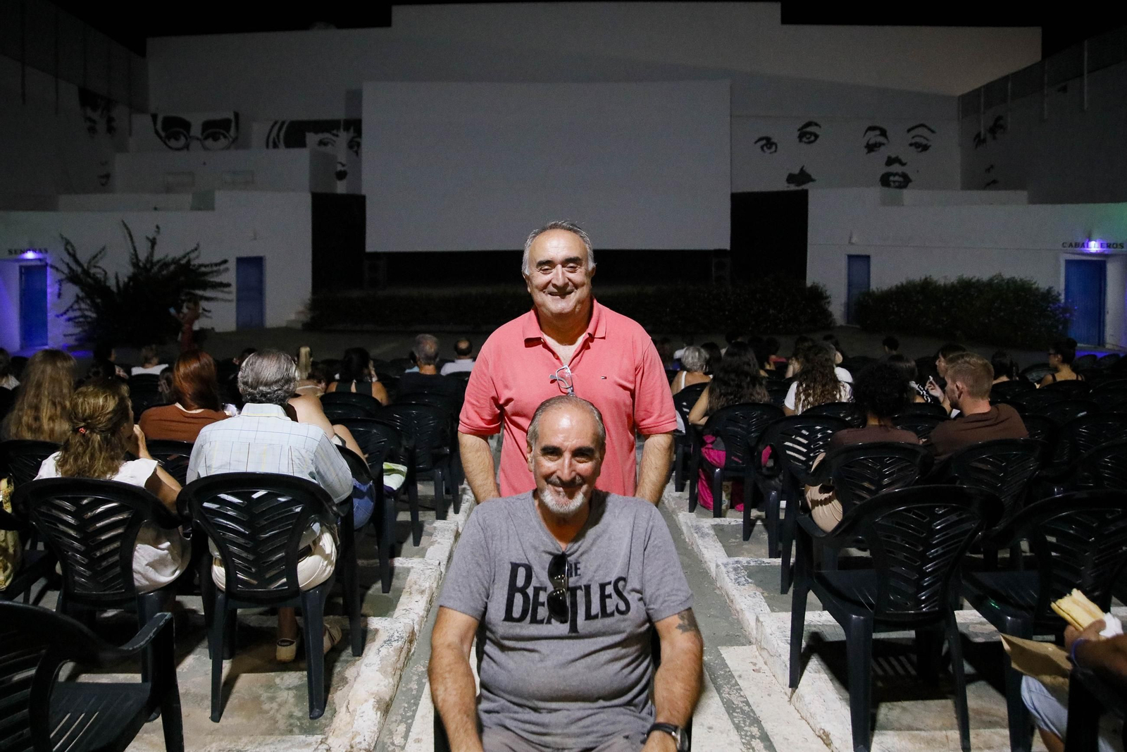 Imágenes de la última proyección en el cine de verano de Garrucha Imágenes de la última proyección en el cine de verano de Garrucha