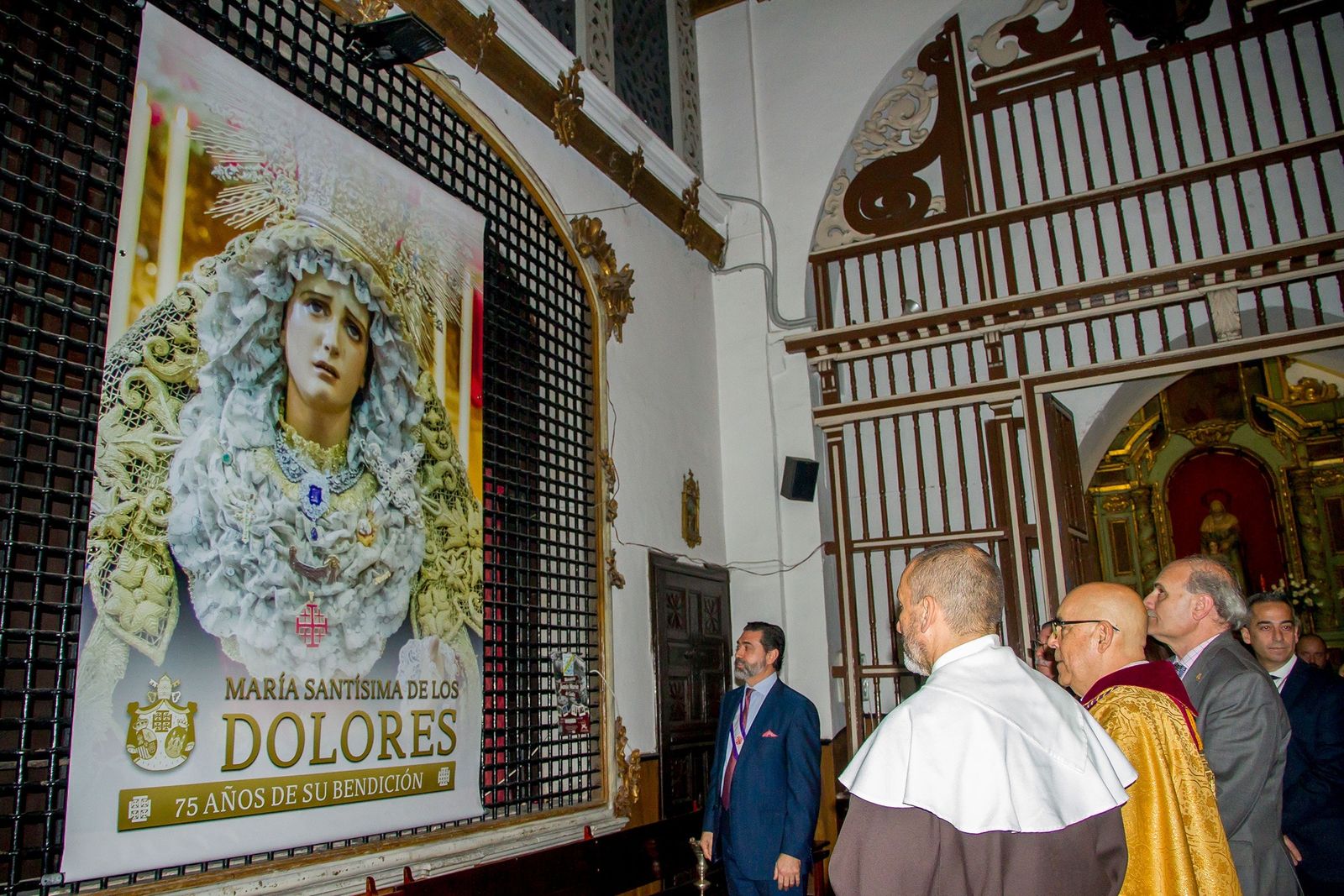 Lona anunciadora del 75 aniversario de la bendición de Dolores del Nazareno que se ha descubierto en Santa María.