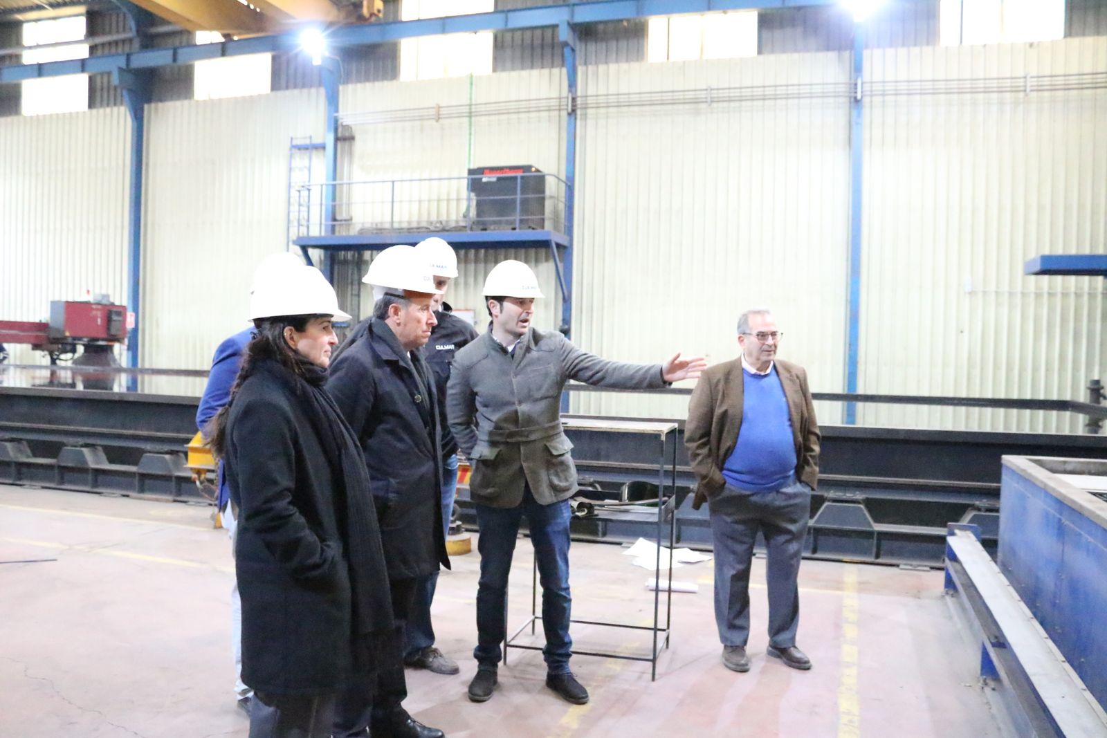 Momento de la visita a la empresa chiclanera situada en el polígono de Pelagatos.