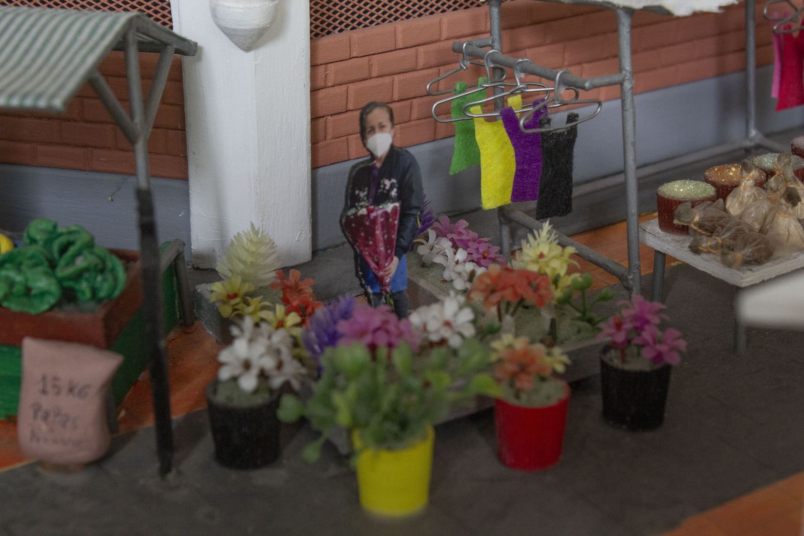 Fotos de la maqueta del Mercado Ingeniero Torroja expuesta en el Centro Documental José Luis Cano