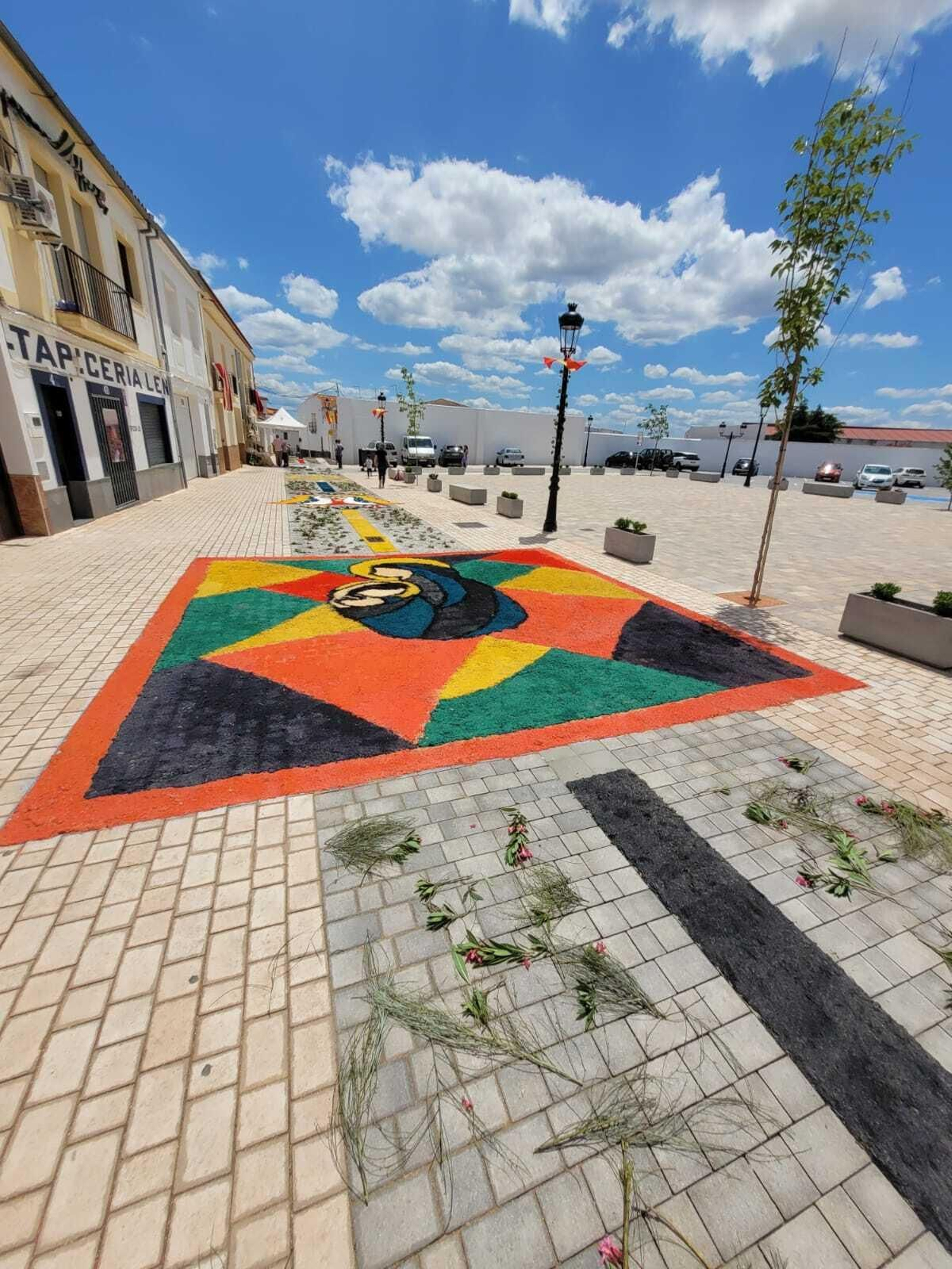 Un recorrido en imágenes por las coloridas alfombras del Corpus en Valenzuela, Belmez y Carcabuey