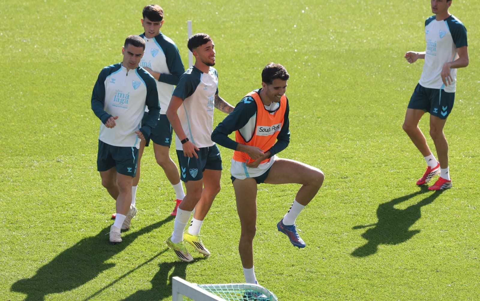 Funes, con fiebre y mascarilla pero al pie del cañón