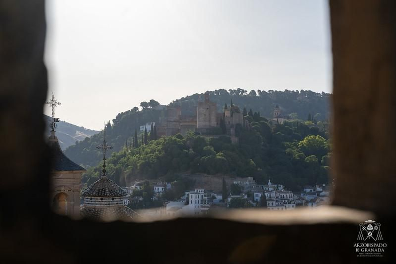 Las imágenes de Granada y la Catedral desde su torre, en plena restauración