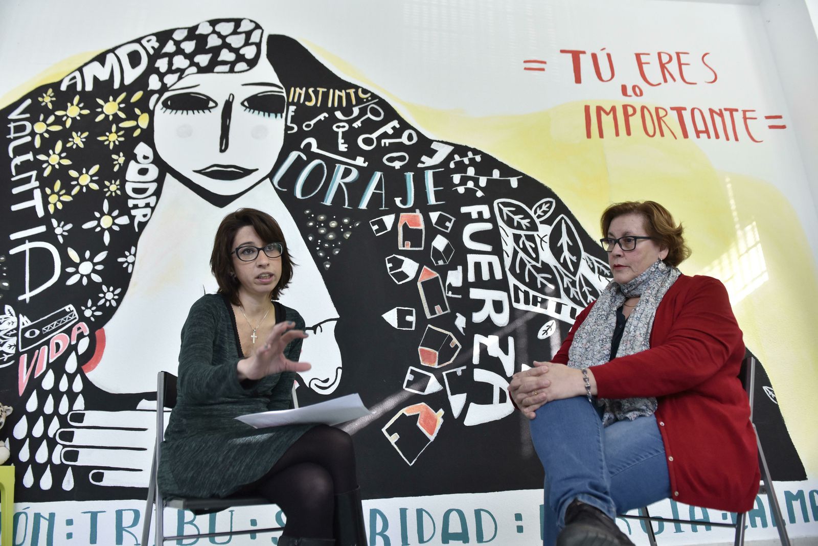 Cristina Quirós, matrona especializada, y Carmen Rodríguez, presidenta de la Asociación Andaluza de Matronas.