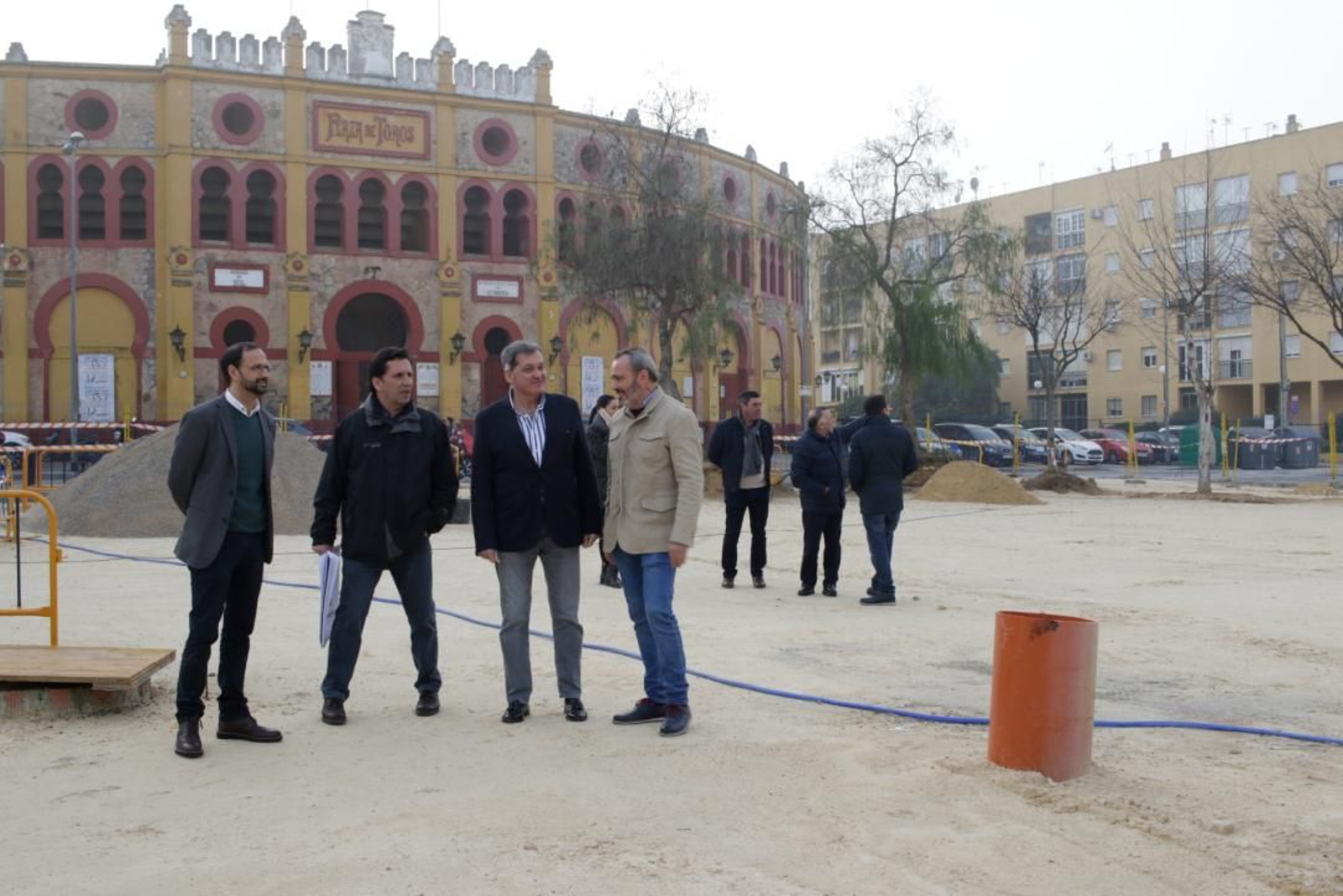 El alcalde ha visitado hoy las obras que se están ejecutando en la Plaza del Pino con cargo al Profea.