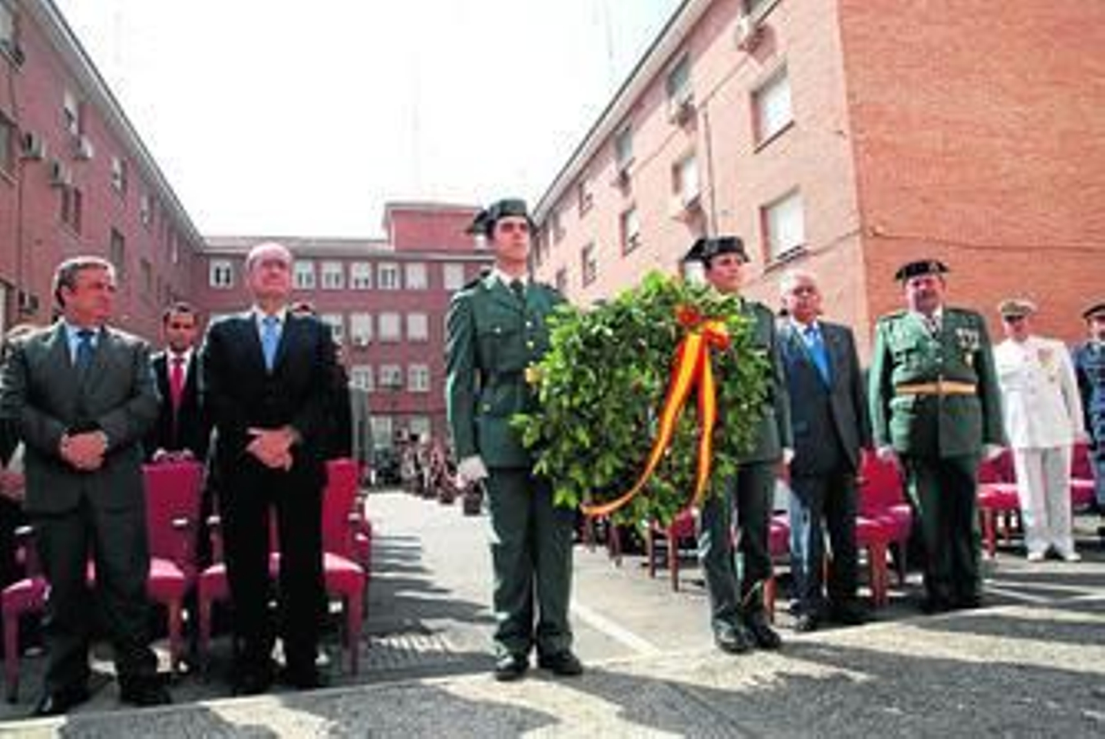 Patio central de la casa cuartel de la Guardia Civil de Málaga, ayer.