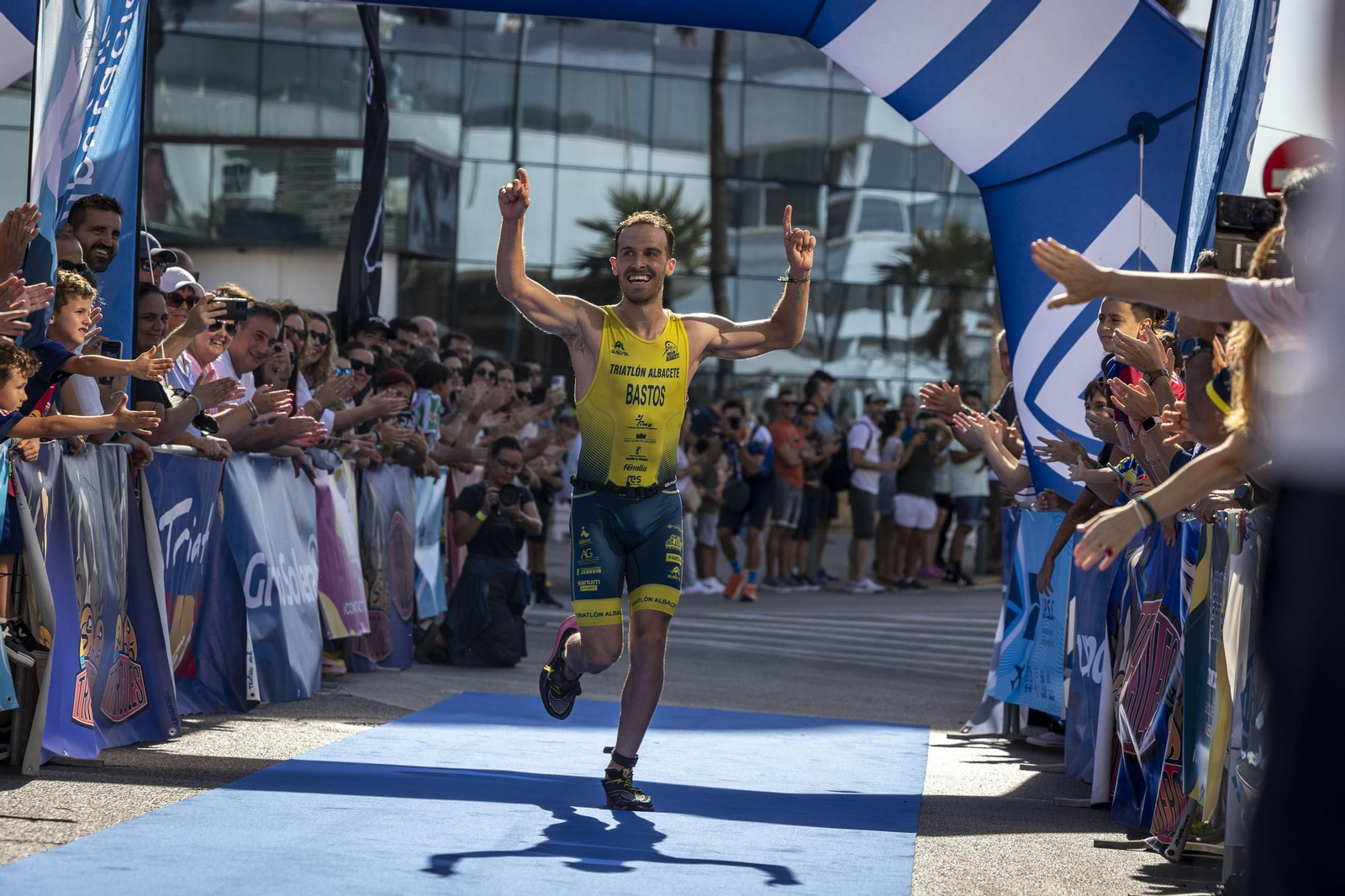 Búscate en las imágenes del Triatlón Hércules Cádiz