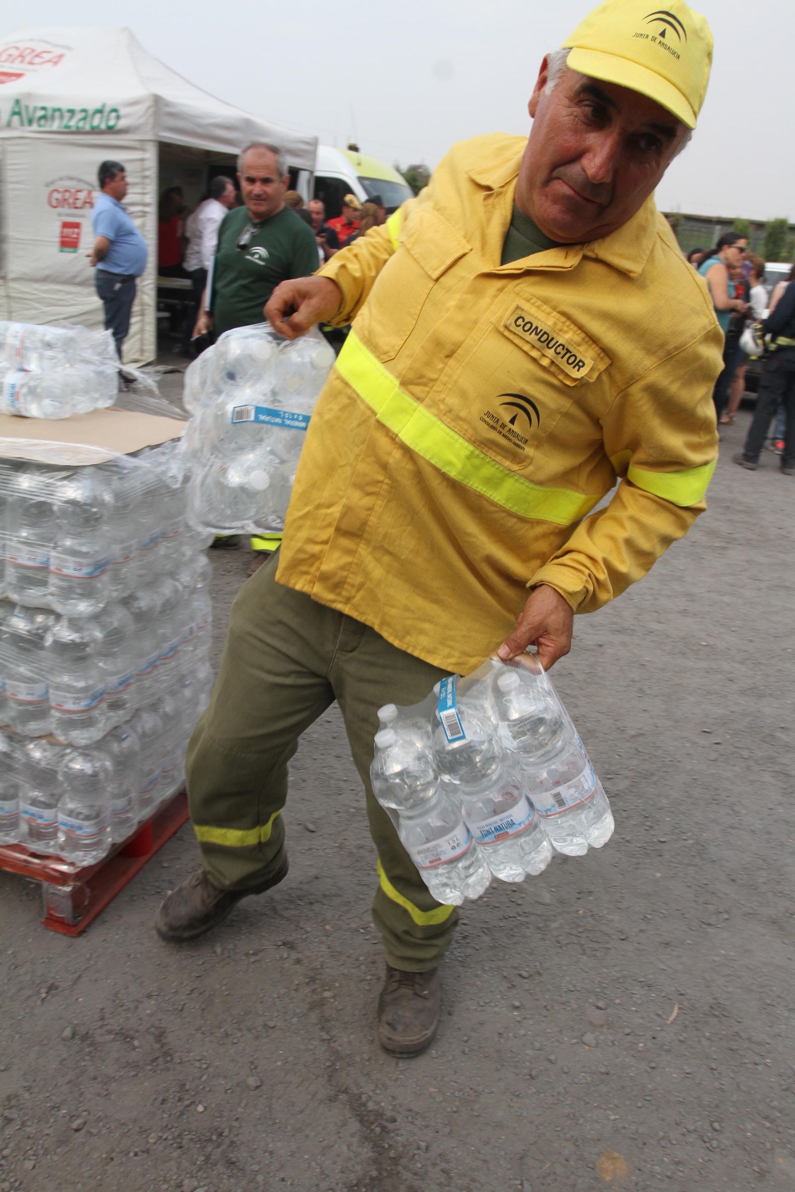 Las imágenes del incendio en Moguer y Mazagón