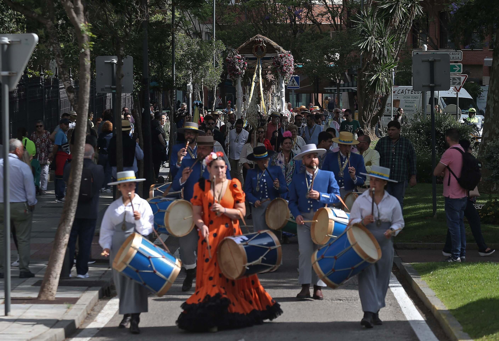 El comienzo de la peregrinación de la Hermandad del Rocío de Algeciras, en imágenes