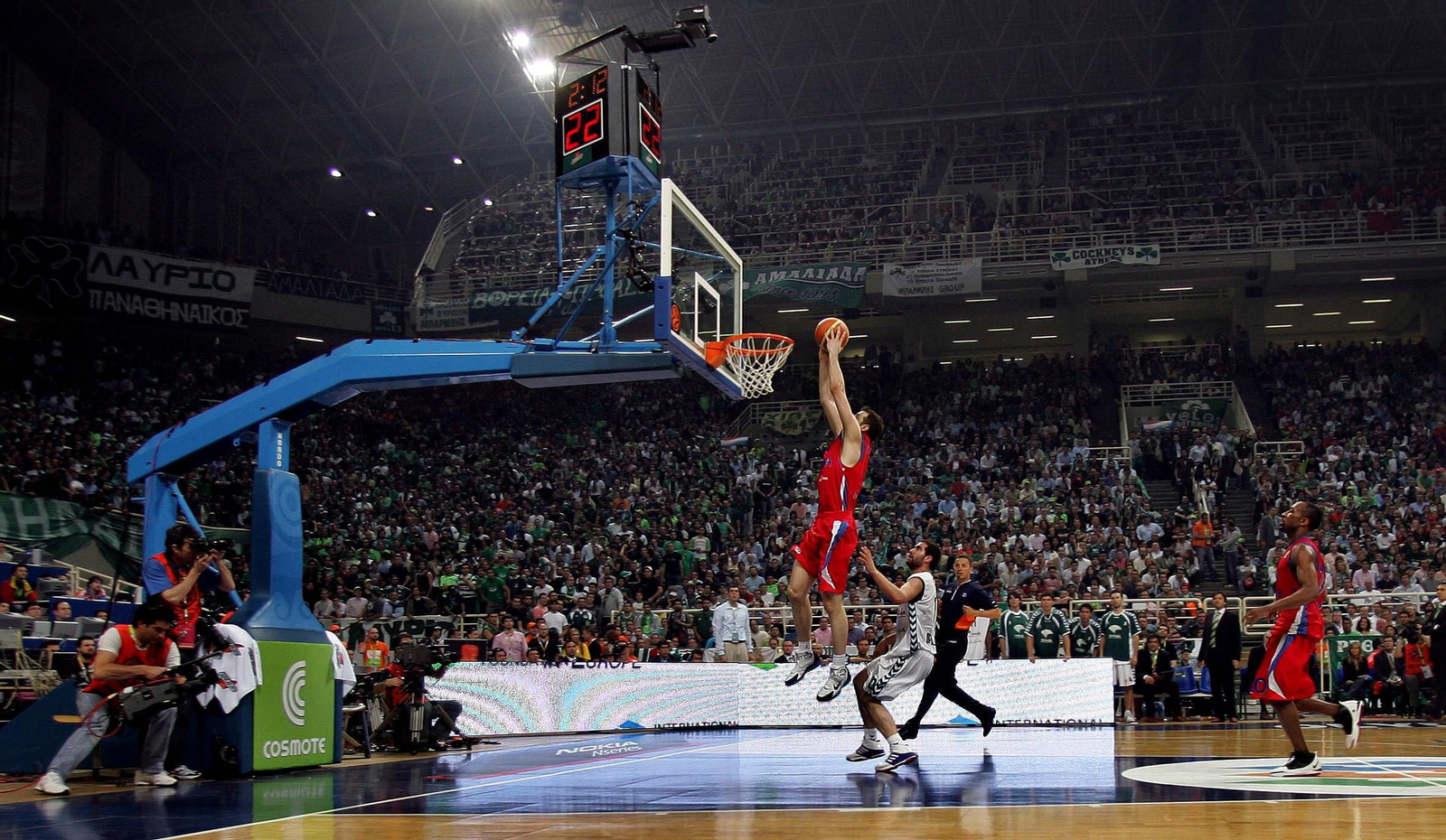La carrera de Carlos Cabezas, en fotos