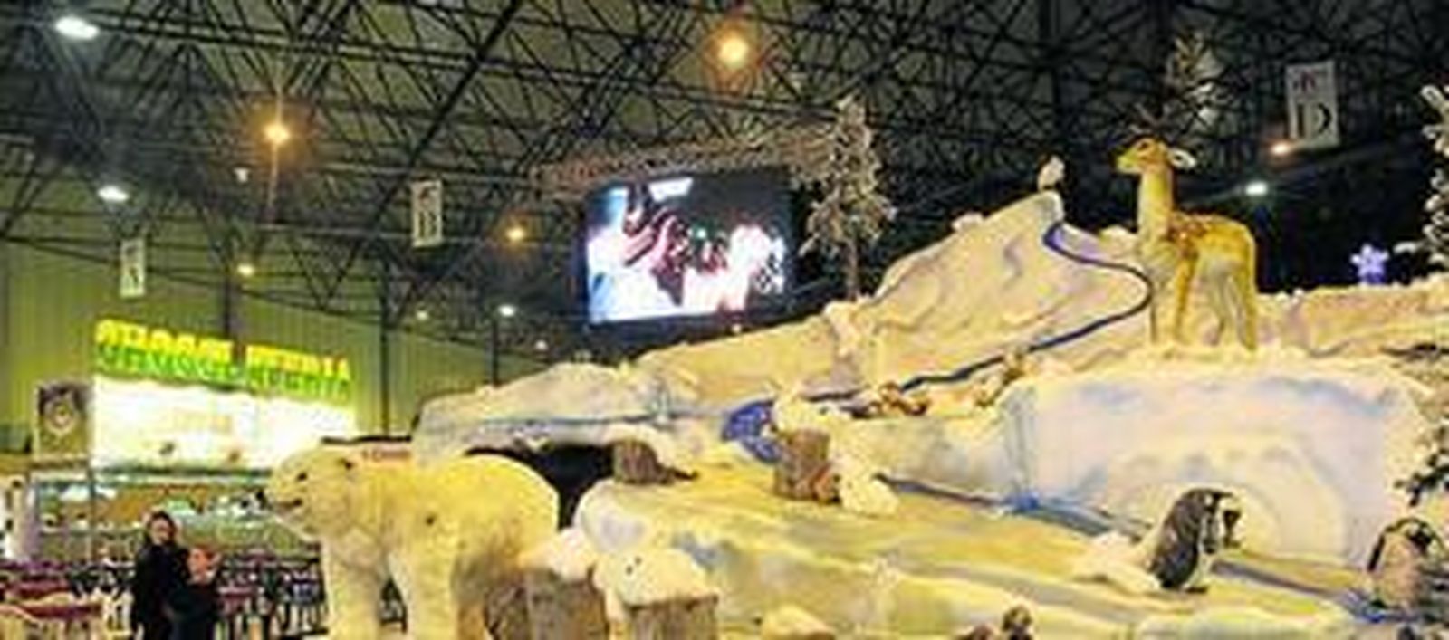 Espacio de uno de los pabellones de Fibes que acogen Expo Joven.