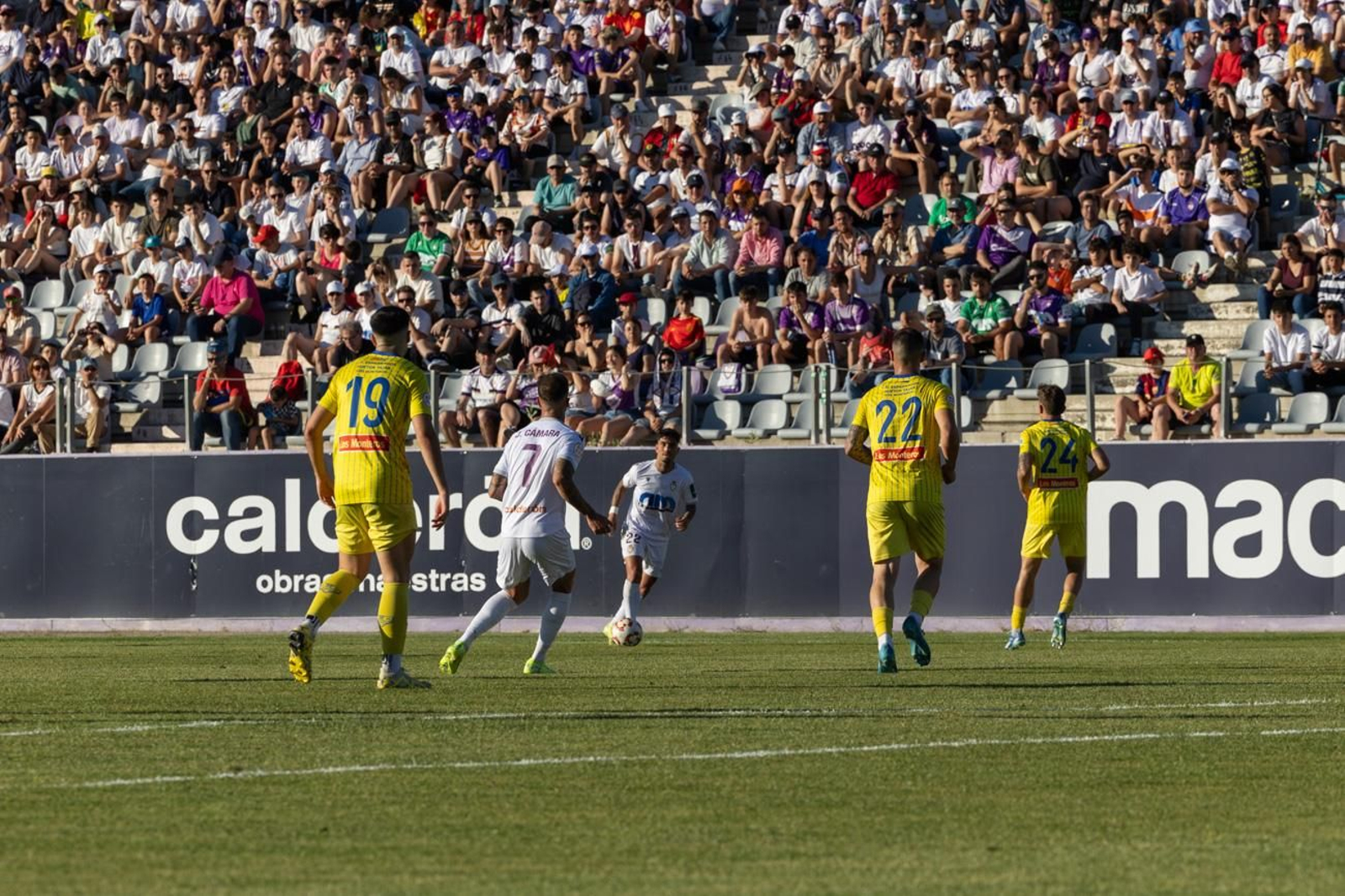 Las mejores imágenes del Real Jaén - CD Huétor Tájar Las mejores imágenes del Real Jaén - CD Huétor Tájar