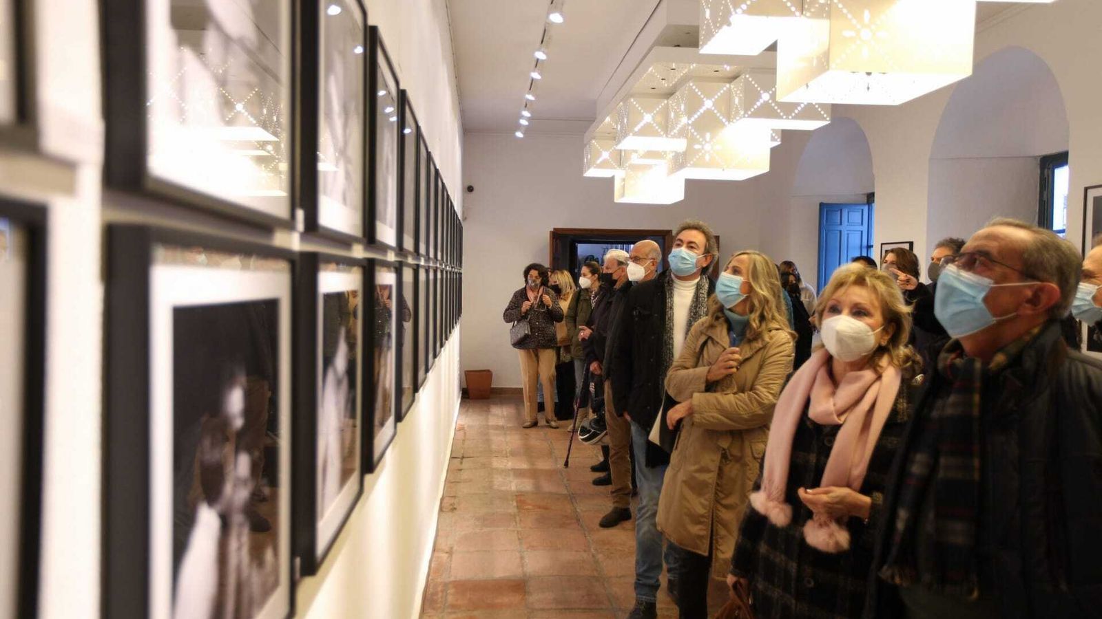 Exposición de los retratos que aparecen en el libro