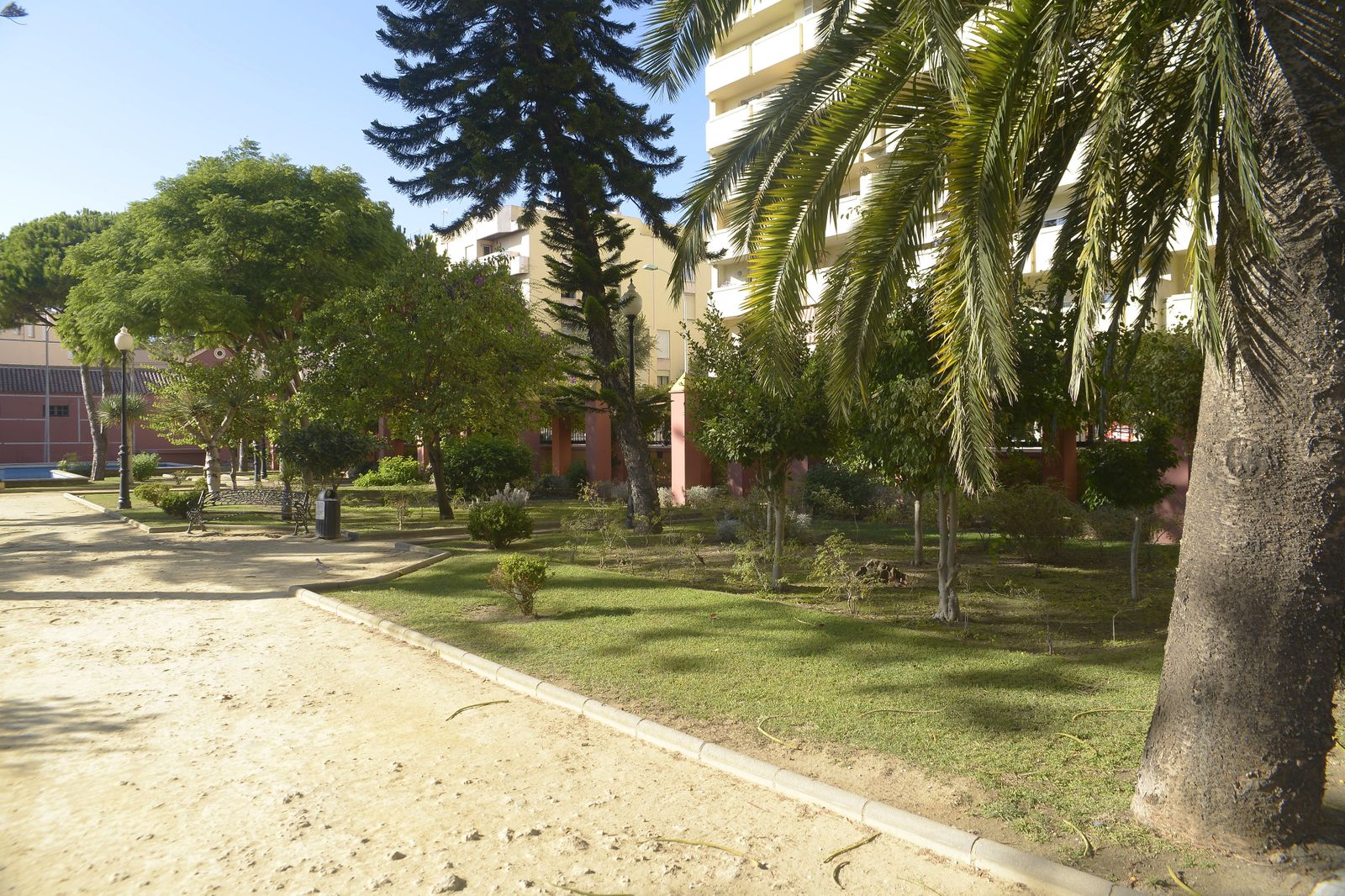 Fotos de los jardines Saccone en La Línea