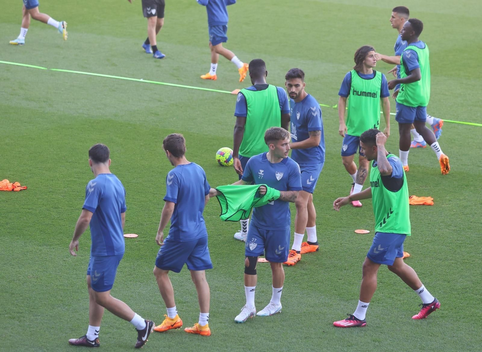 Primer entrenamiento de esta semana del Málaga, en fotos