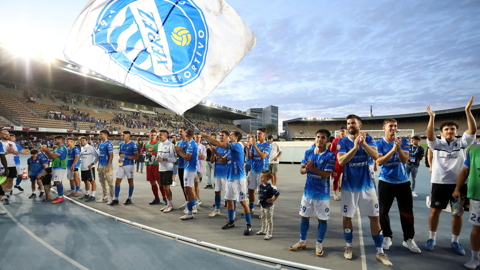 Imágenes de la victoria del Xerez DFC contra el Ceuta B en la fase de ascenso