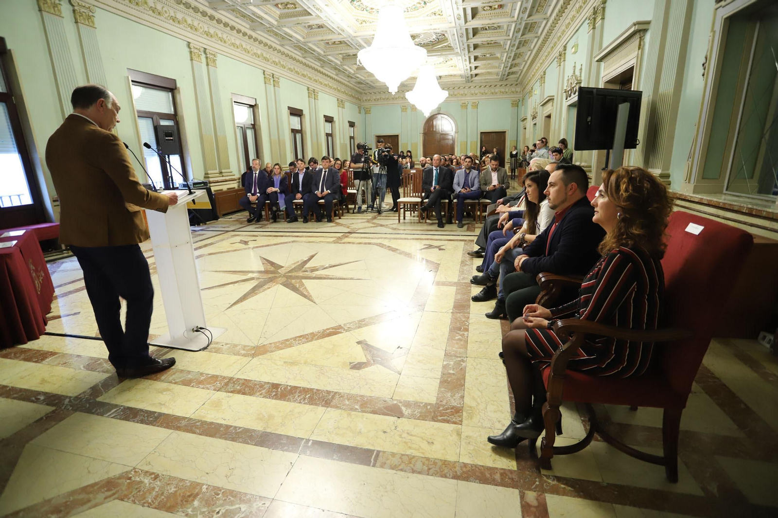 Imágenes de la entrega de los II Premios al Comercio de Huelva