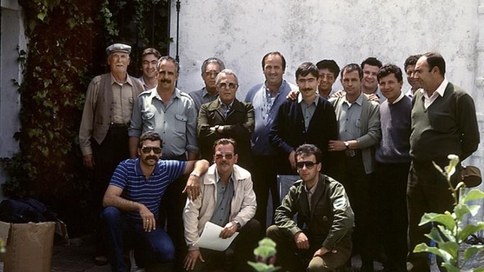 Escuela de la Polvorilla, año 1989.  A la izquierda,  Cristóbal Pérez Mañé, junto a los Agentes Forestales de Los Barrios  Andrés Muñoz Brenes,  Juan Palas González, Francisco Gutiérrez Tizón,  Manuel Jiménez Padilla y José Correro Carrillo.