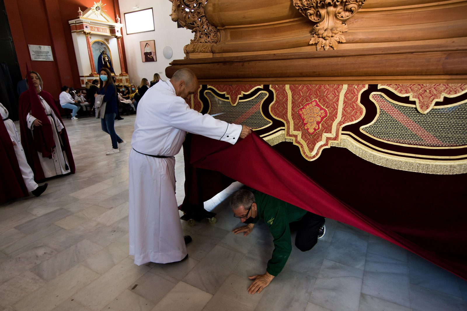 Jueves Santo en San Fernando: Las imágenes de Tres Caídas