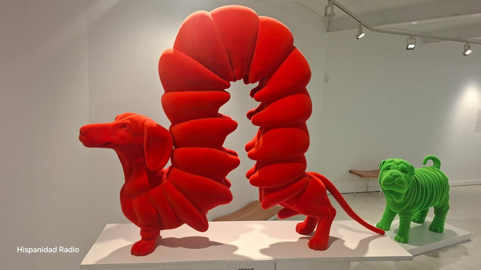 Una de las esculturas de Manuel Garrido en la exposición 'Visiones de la materia'.