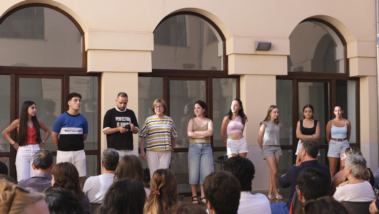 Recepción a los estudiantes del Festival de Vélez Blanco, en imágenes