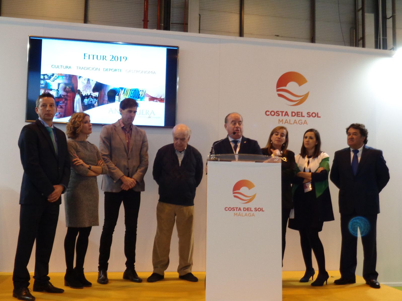 El alcalde de Antequera, en Fitur.