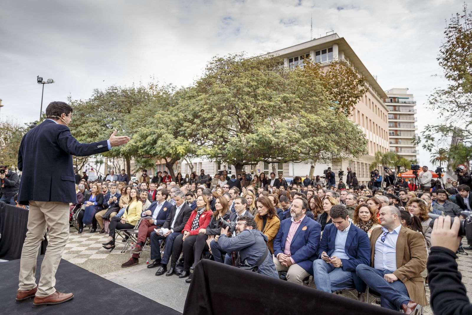 Juan Marín, vicepresidente de la Junta de Andalucía, toma la palabra en un mitin de Ciudadanos celebrado hace unos años en la Plaza de España de Cádiz.