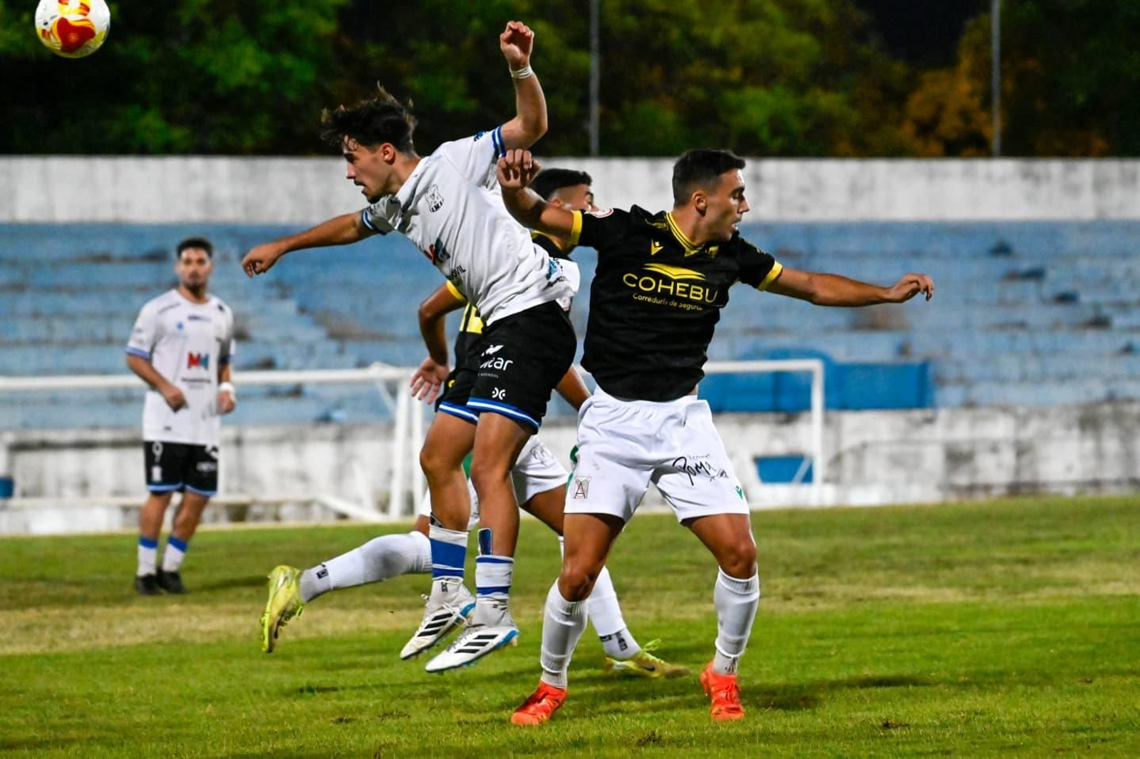 Las mejores imágenes del Jerez Industrial-Sanluqueño en el Pedro Garrido