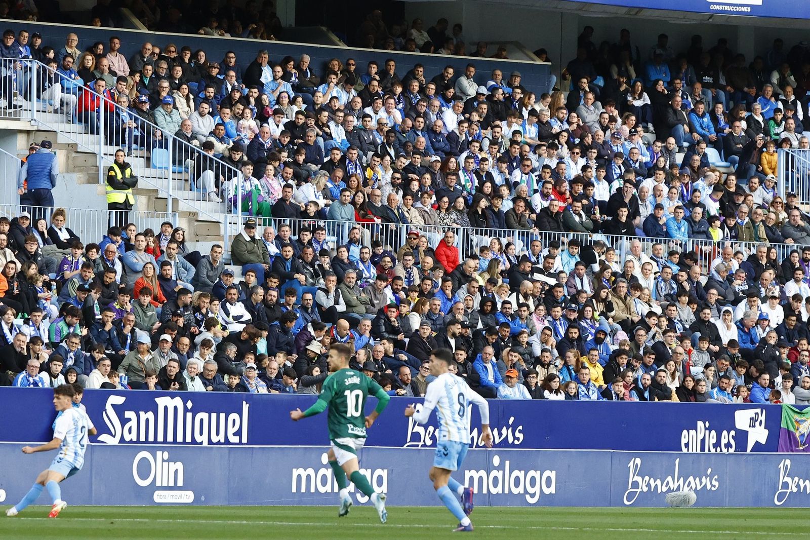 Búscate en La Rosaleda durante el Málaga CF-Racing de Ferrol
