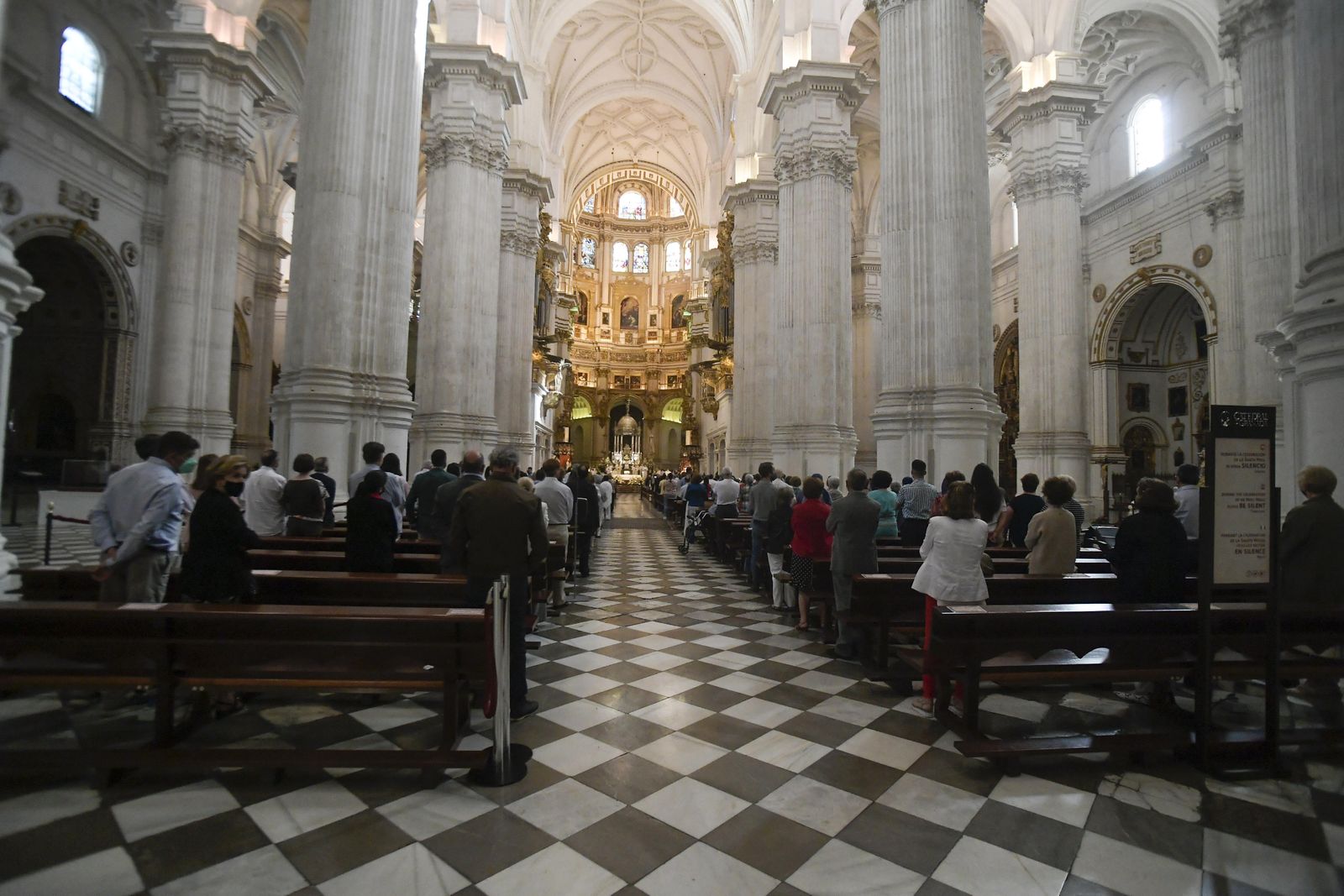 Fotos: la celebración del Corpus Christi 2021 en la Catedral de Granada