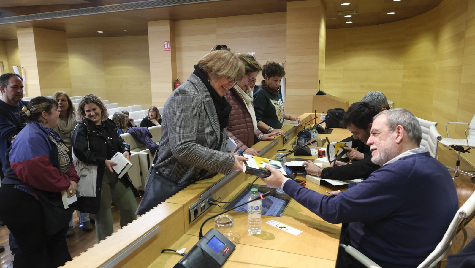 Imágenes de Diario de los Libros con Carmen Mola