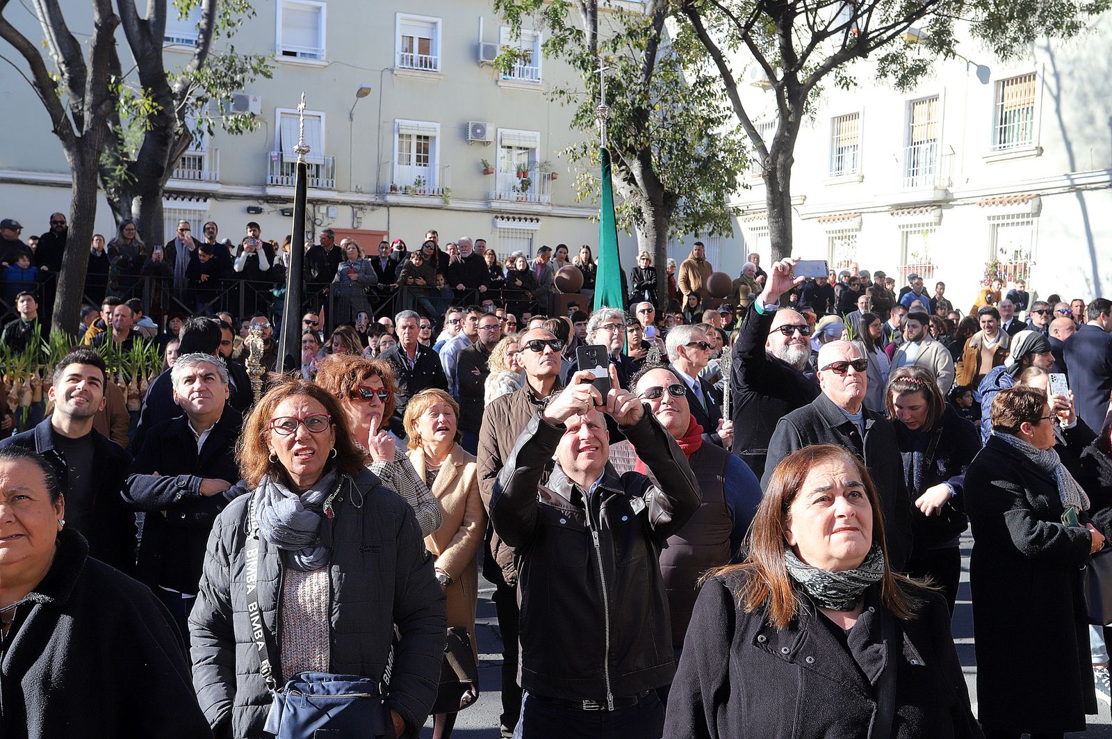 Imágenes del ambiente en la procesión de San Sebastián