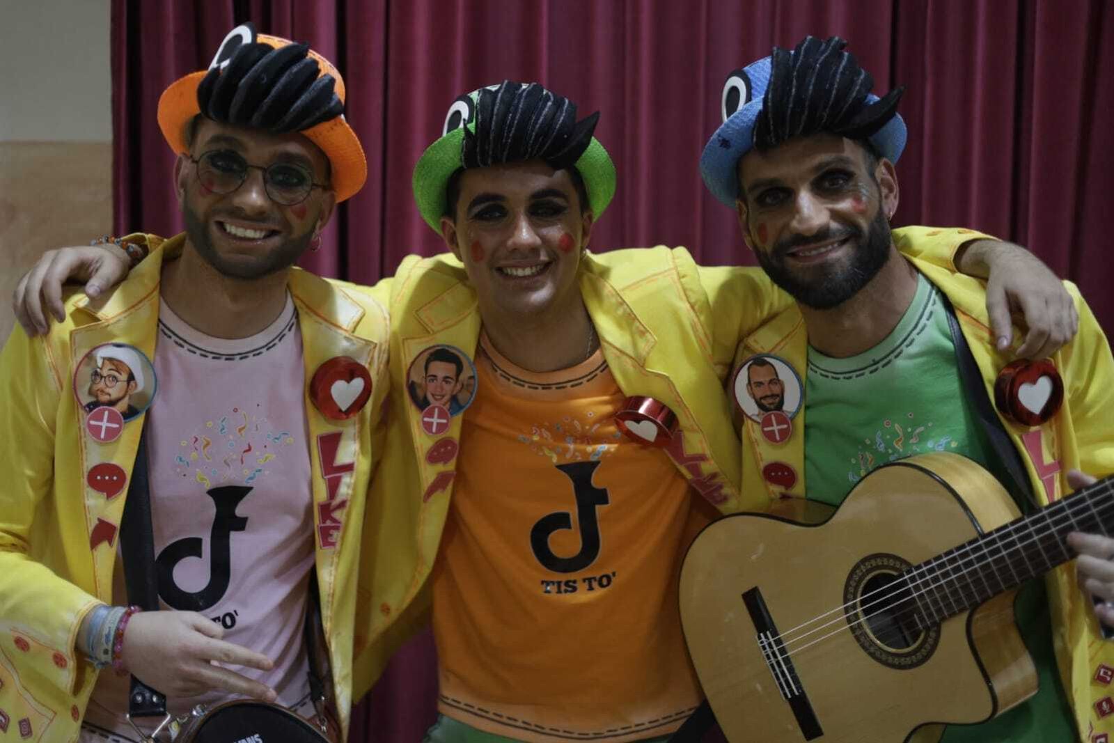 La chirigota 'Sígueme' en camerinos.