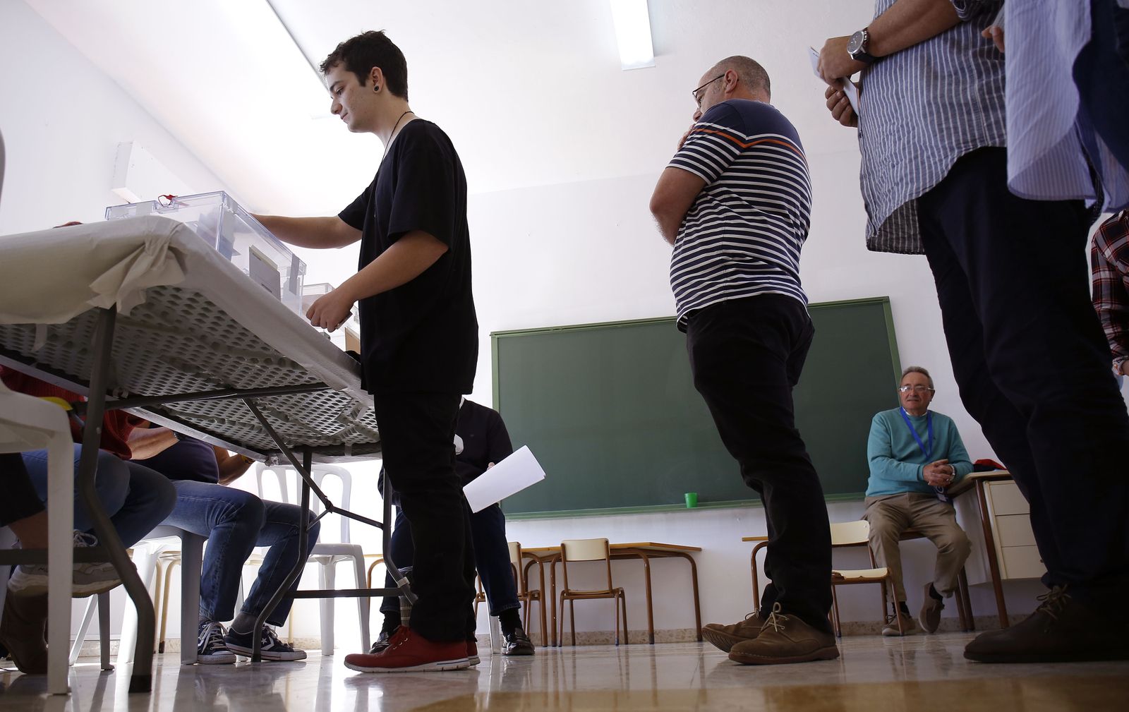Las fotos de las votaciones para las elecciones generales en Málaga