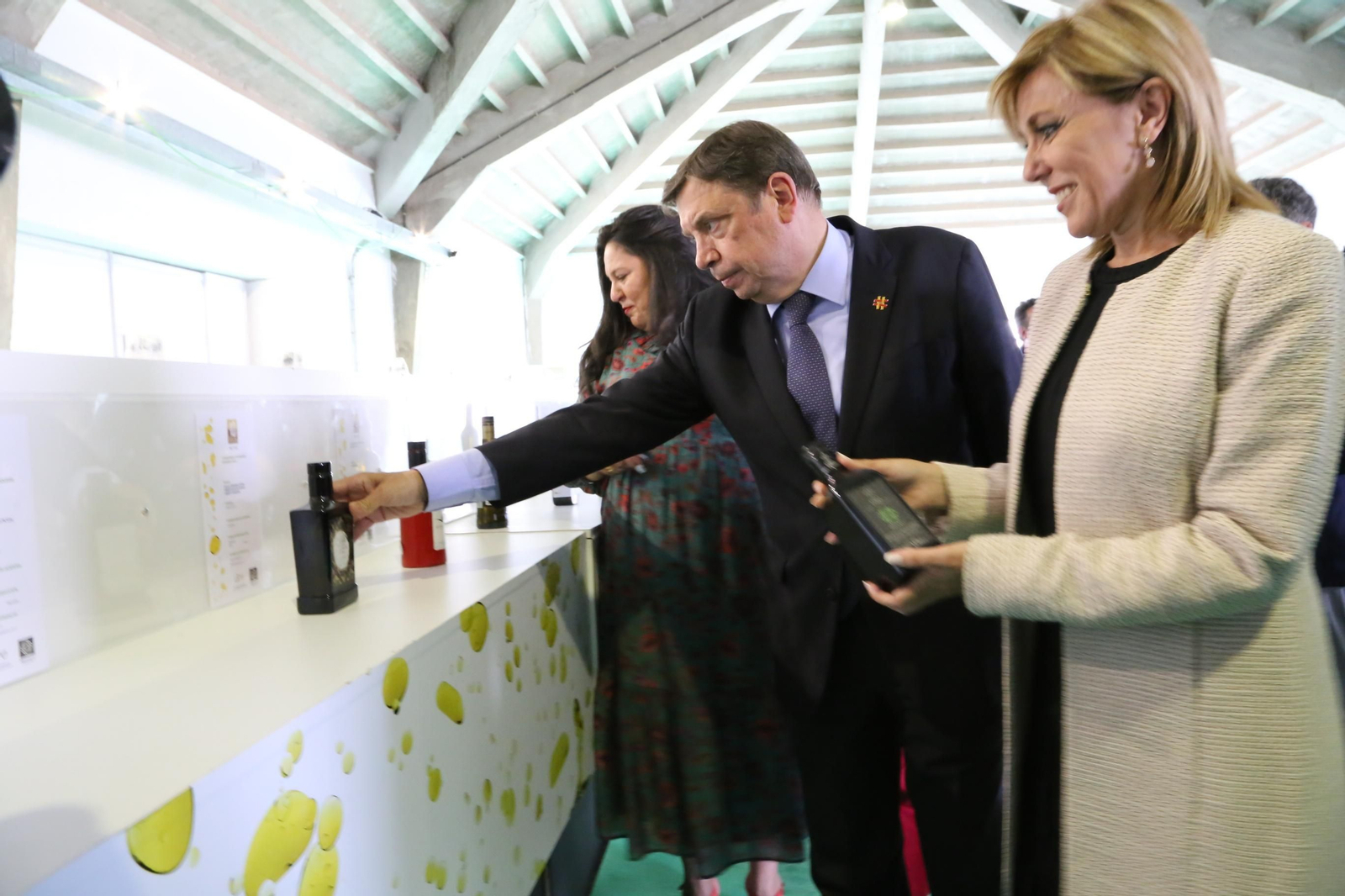 La inauguración de la Feria del Olivo de Montoro, en imágenes