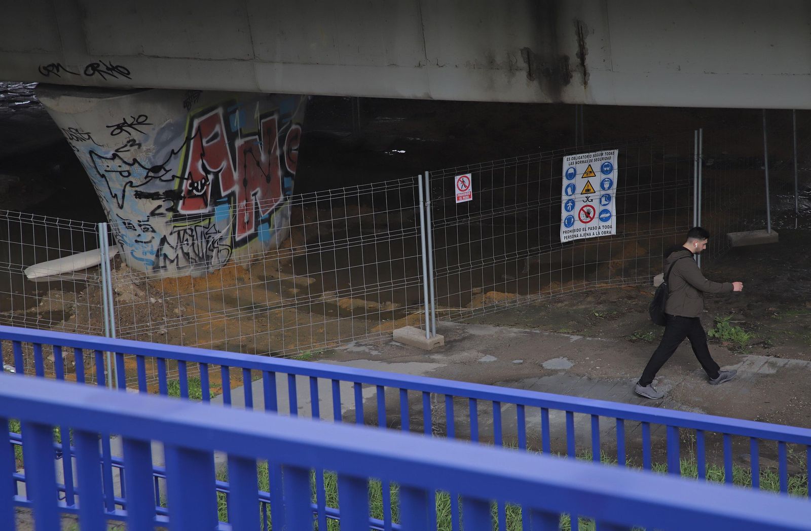 Las imágenes de los daños en el puente del Acceso Norte a Algeciras que encienden las alertas