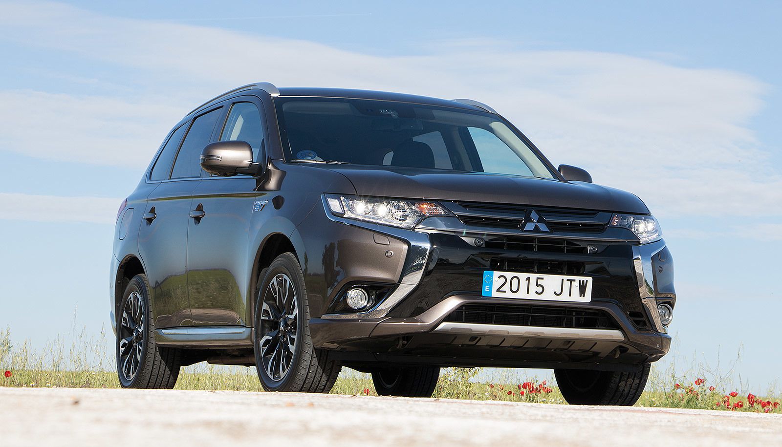 Este Mitsubishi Outlander PHEV es un SUV híbrido enchufable.