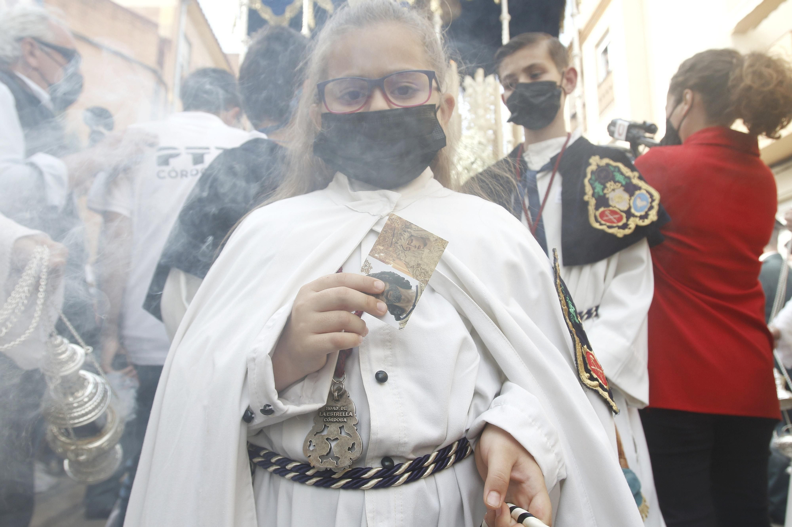 Lunes Santo en Córdoba: La procesión de la Estrella, en imágenes
