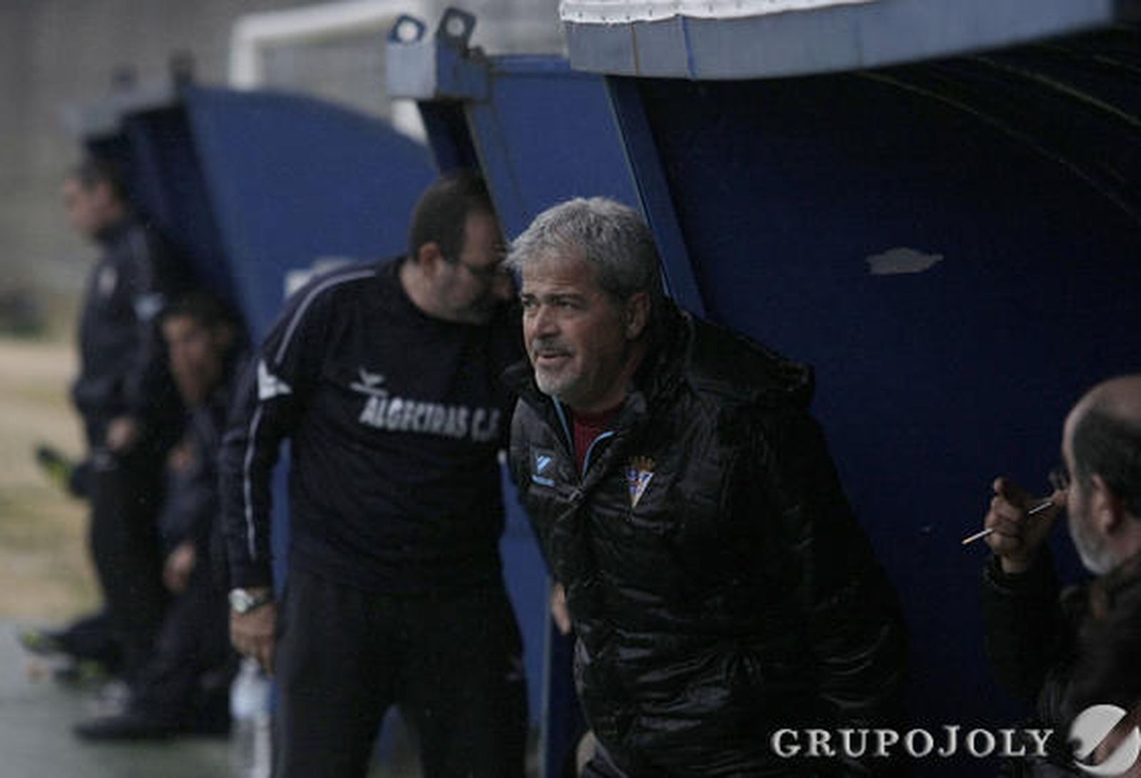 El Algeciras se aleja aún más de la zona de liguilla al perder en el Nuevo Mirador ante el San Fernando./Fotos:Erasmo Fenoy

Foto: Erasmo Fenoy